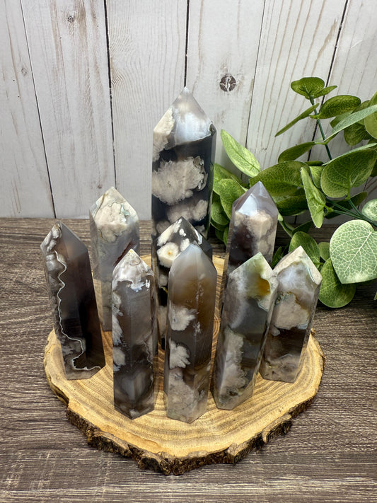 Black Flower Agate Towers
