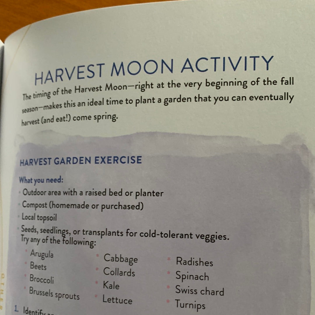 Living Lunarly: Moon-Based Self-Care for Your Mind, Body, and Soul