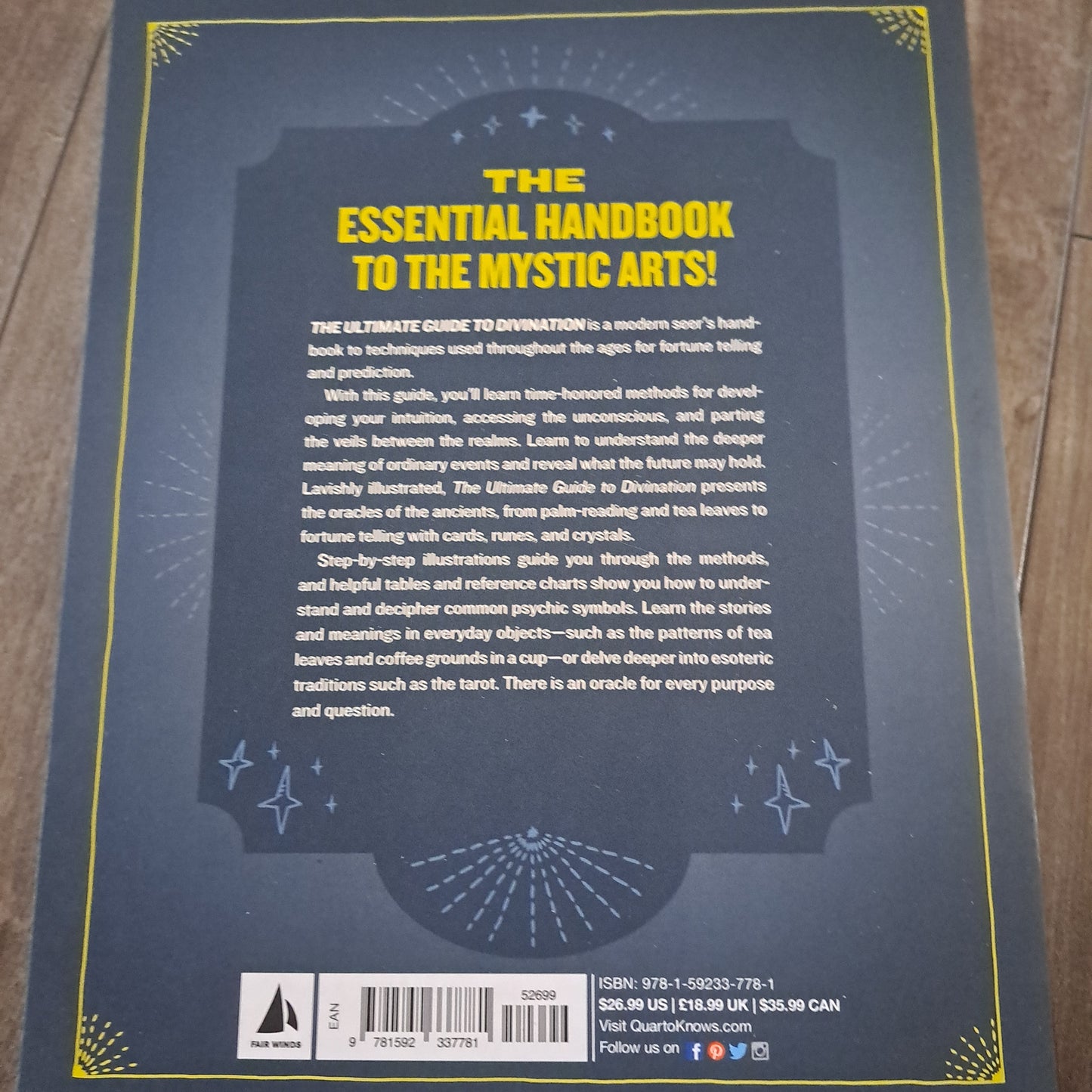 Ultimate Guide to Divination: The Beginner's Guide to Using Cards, Crystals, Runes, Palmistry, and More for Insight and Predicting the Future
