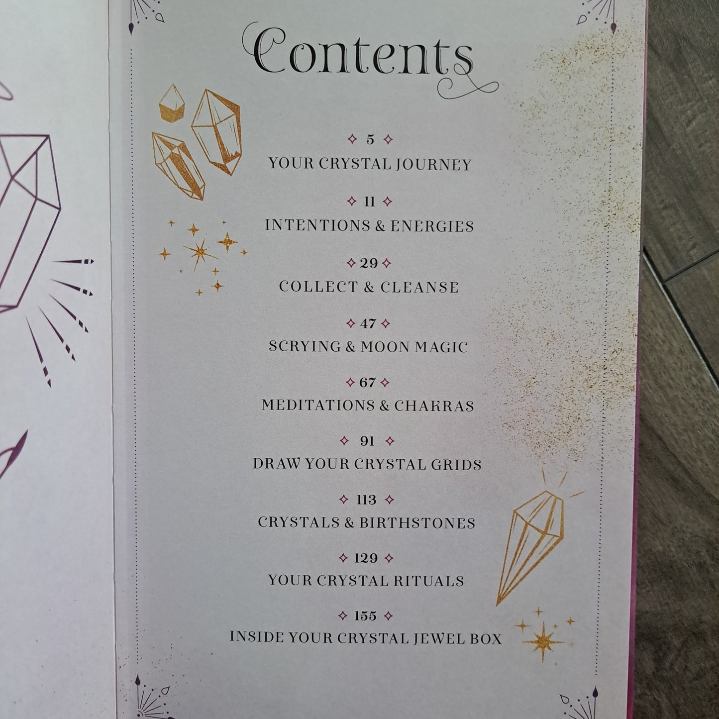 Crystal Magic Journal: Spells, Rituals, and Writing Prompts to Harness the Power of Crystals