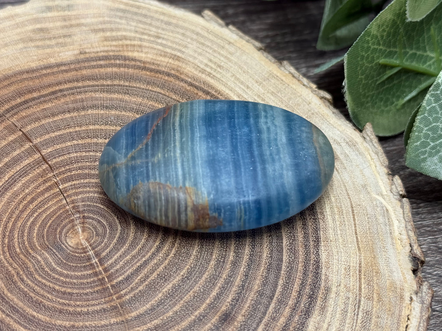 Blue Onyx Palm Stone