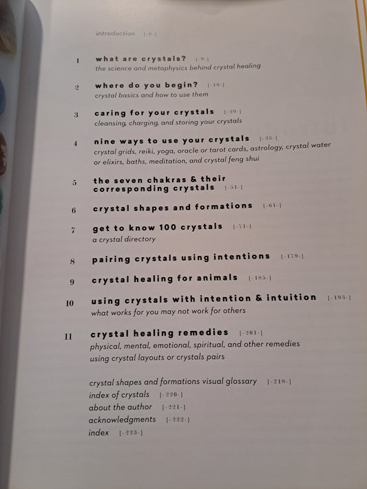The Ultimate Guide to Crystals - The Beginner's Guide to the Healing Energy of 100 Crystals and Stones (The Ultimate Guide to, Bk. 16)