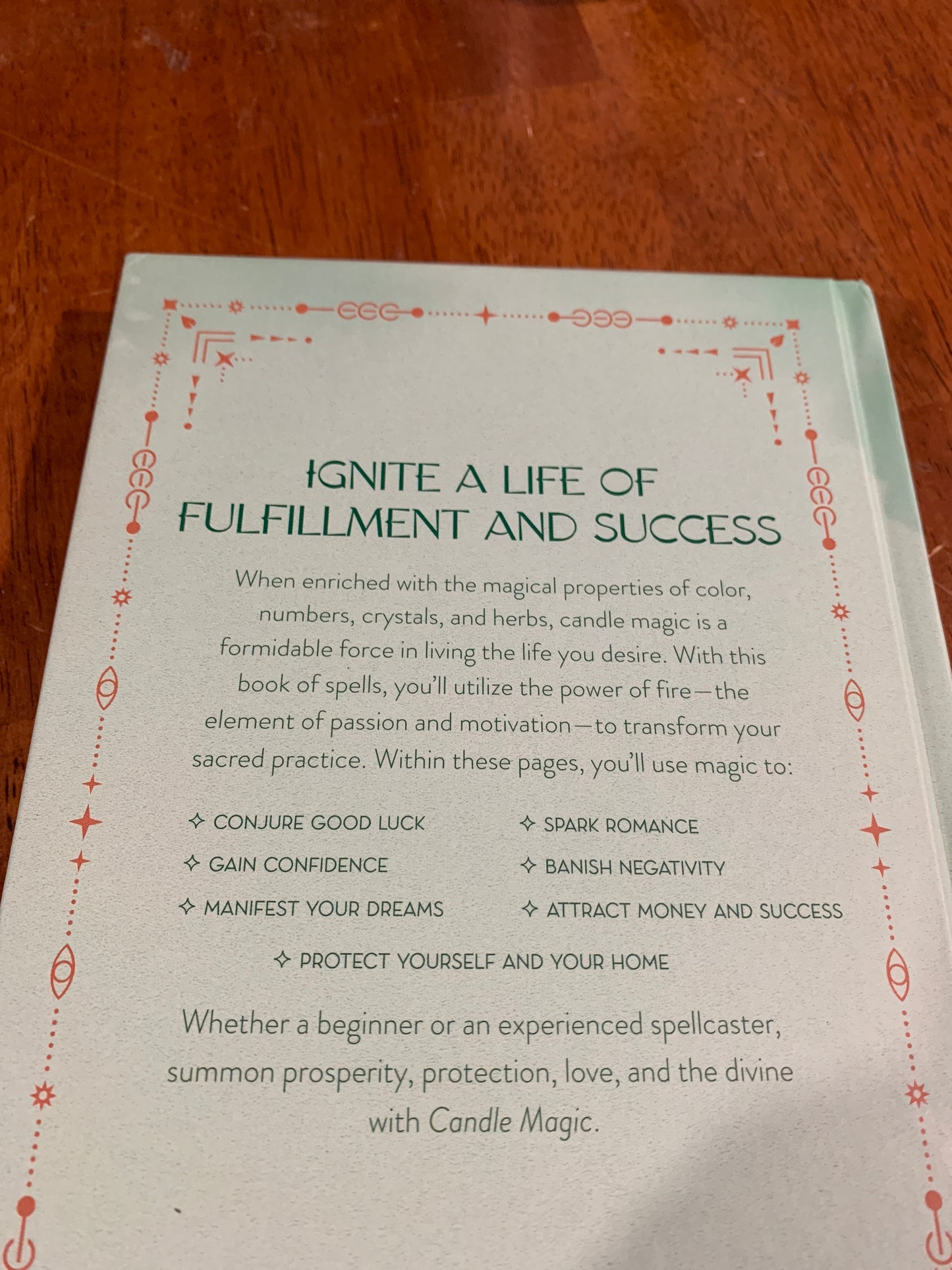 Candle Magic: An Enchanting Spell Book of Candles and Rituals
