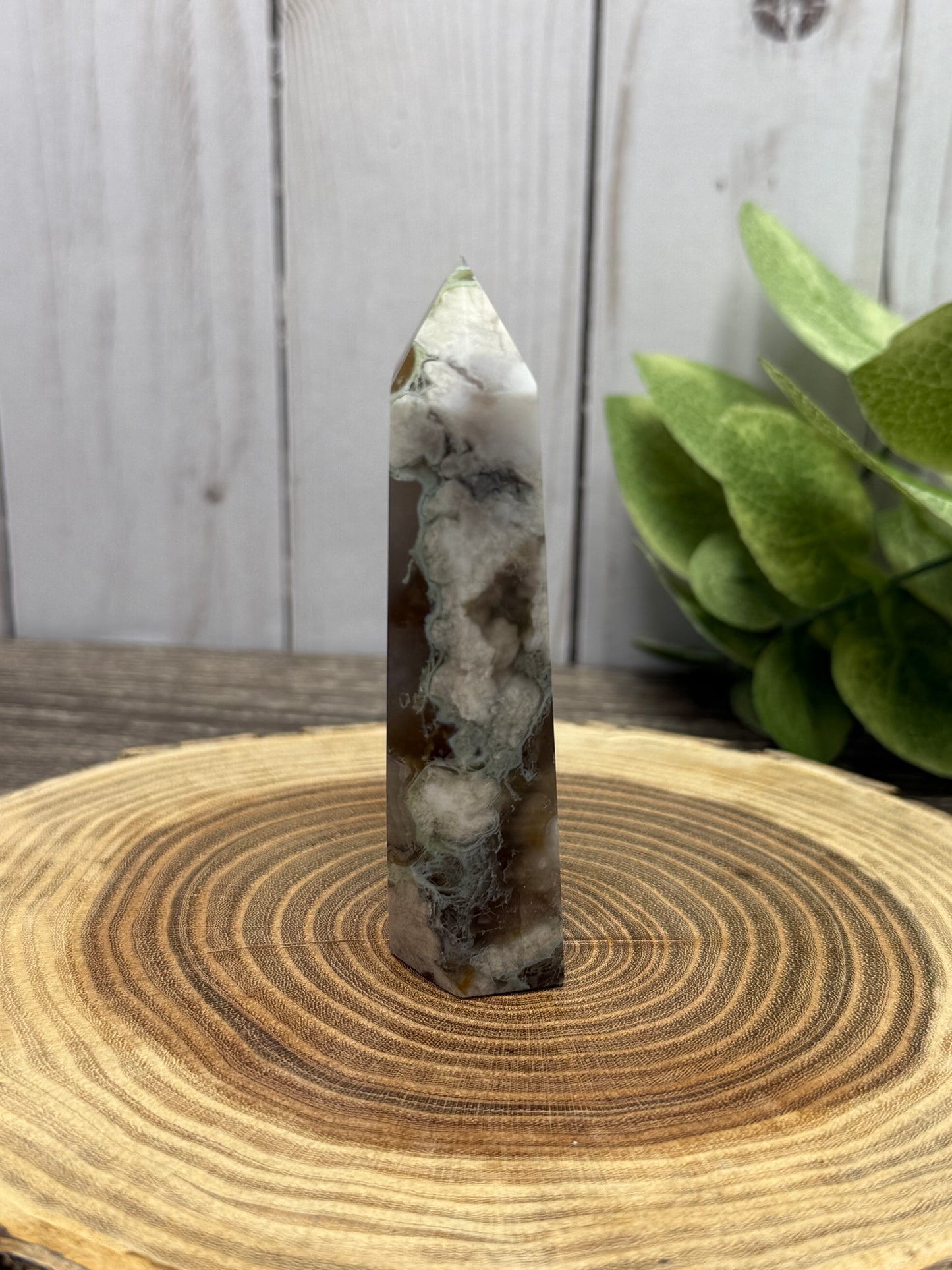 Black Flower Agate Towers
