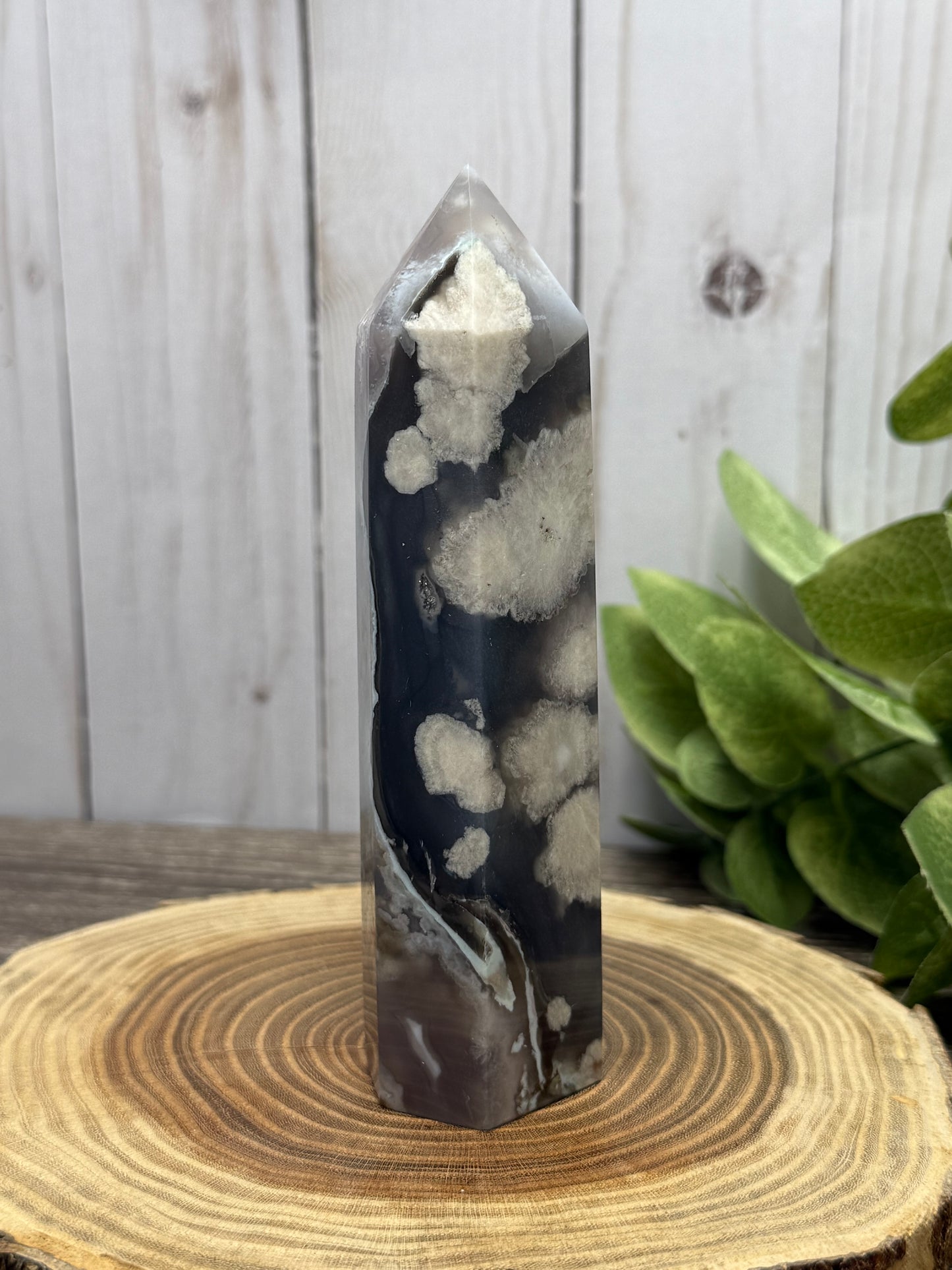Black Flower Agate Towers
