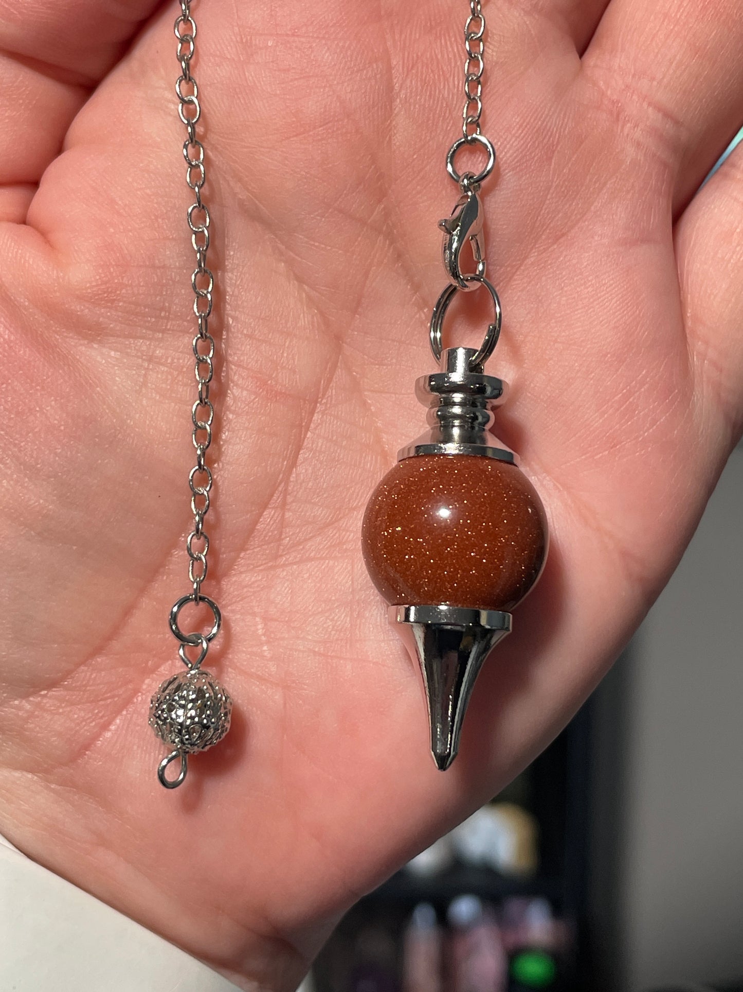Pendulum Rounded - Red Goldstone