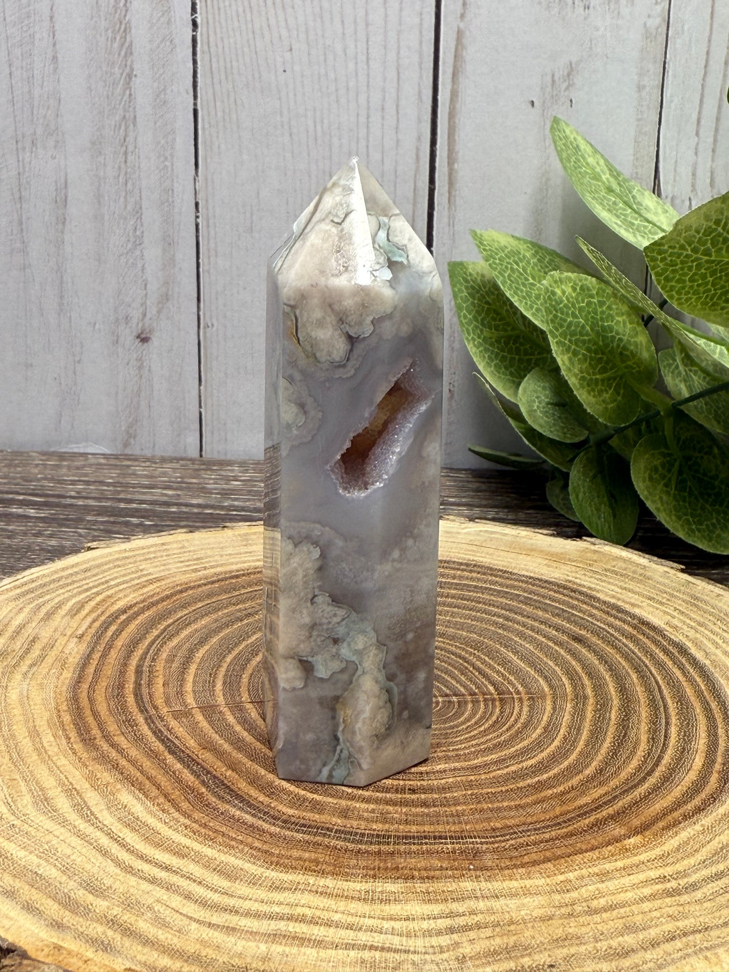 Black Flower Agate Towers