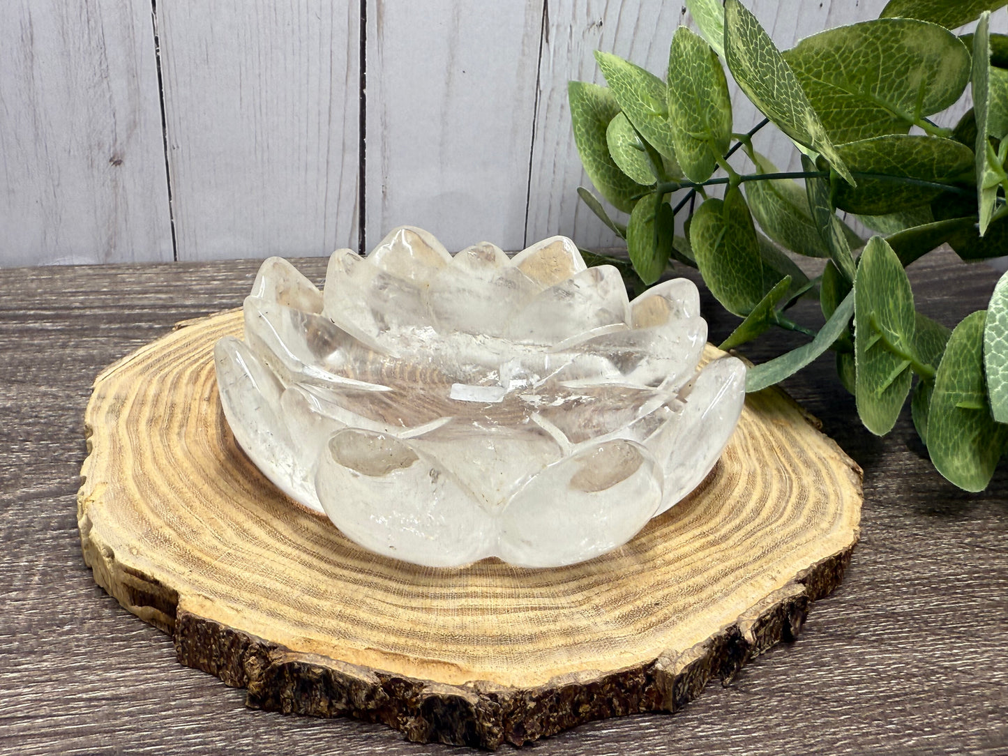Quartz Lotus Bowls