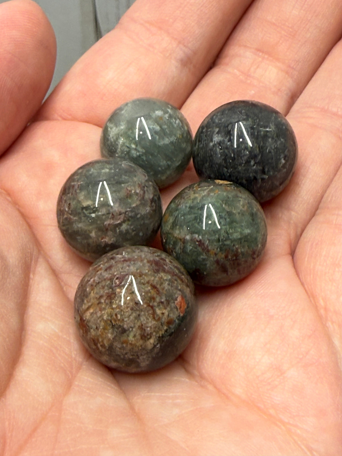 Garden Quartz Mini Sphere (smaller than 1000 layer)
