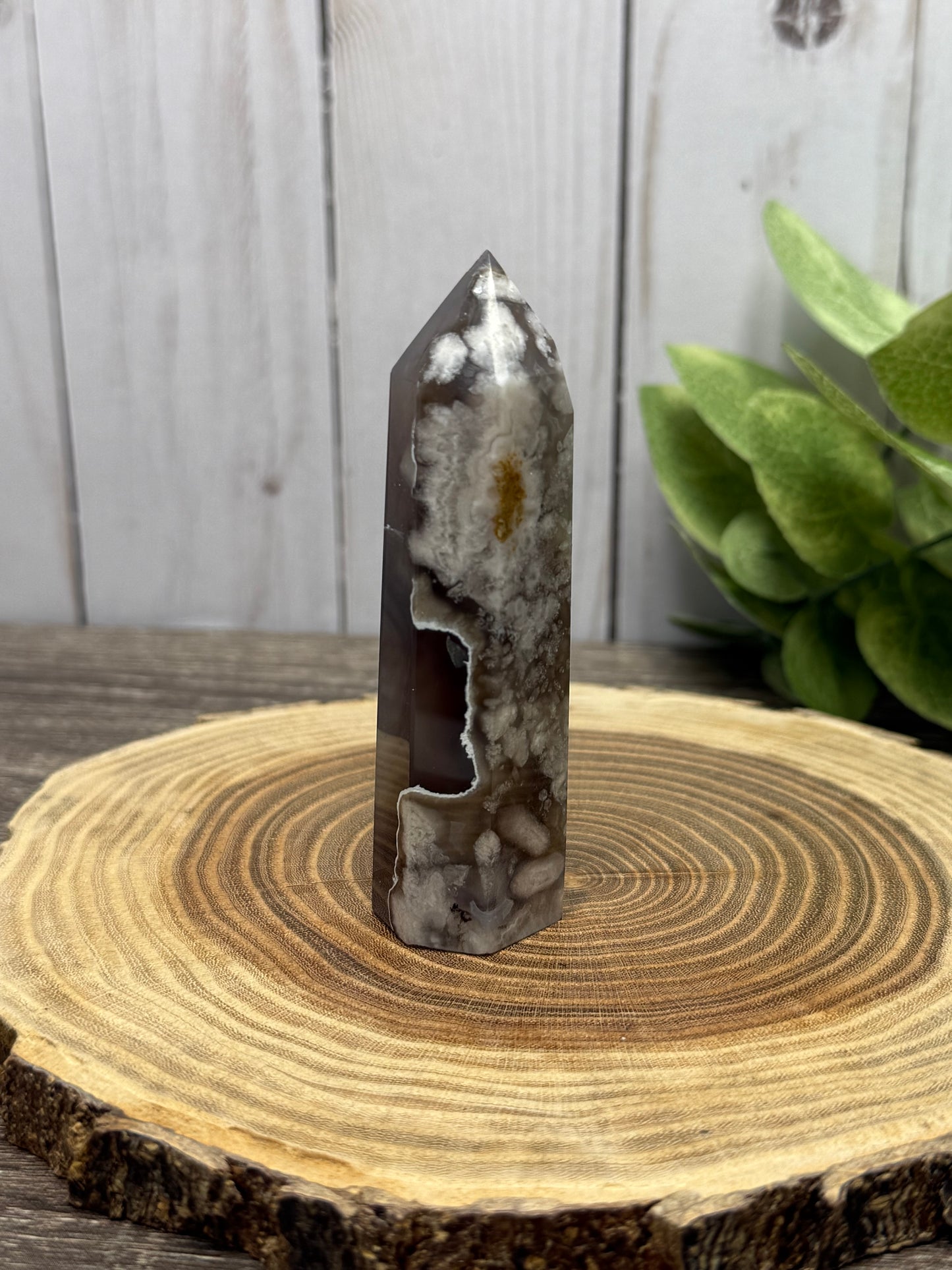 Black Flower Agate Towers