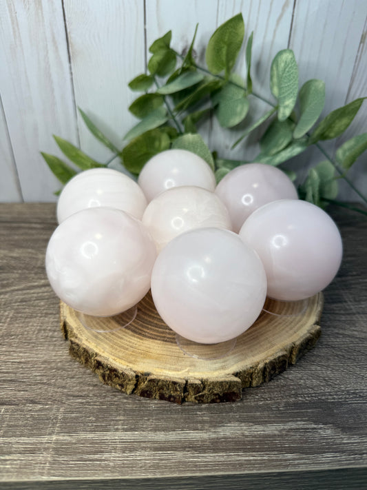 Mangano Calcite Sphere