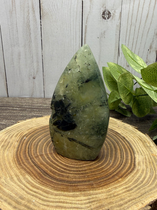 Prehnite Freeforms