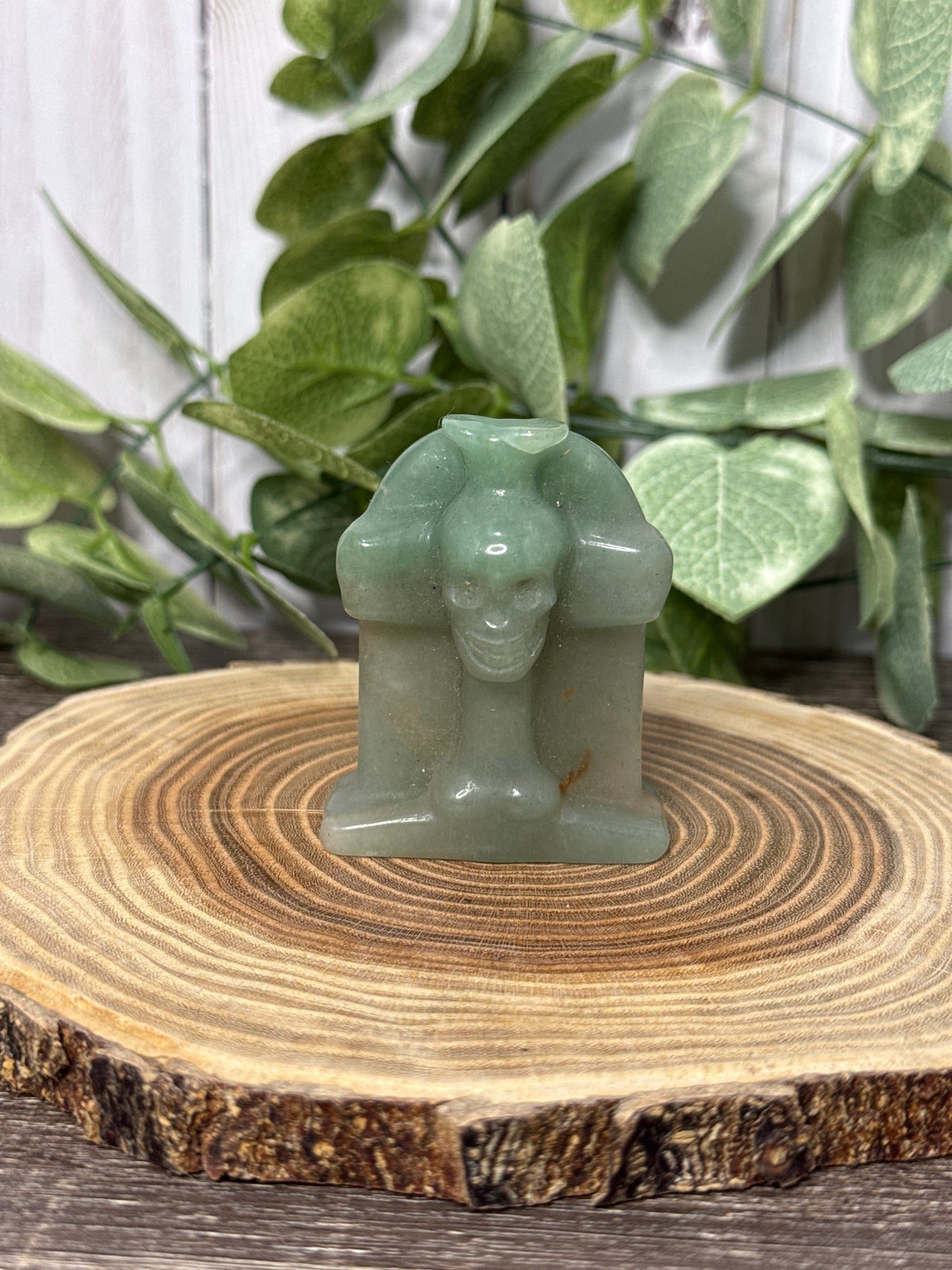 Tombstone/Headstone with Skull Crystal Carving