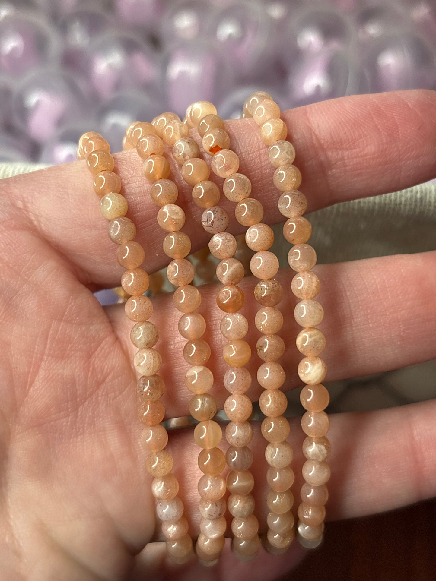 Peach Moonstone - Bracelet 4 mm