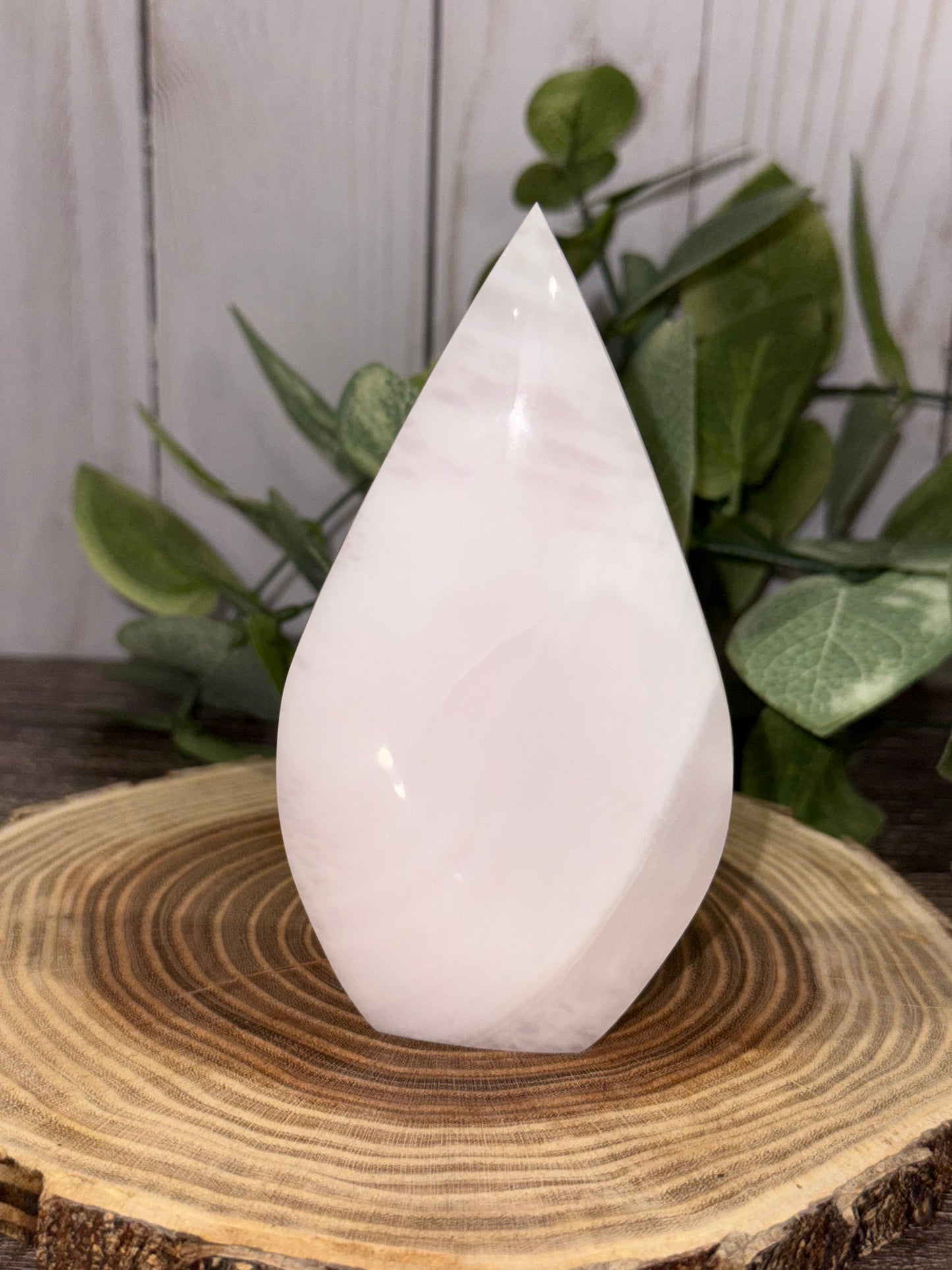 Mangano Calcite Freeforms