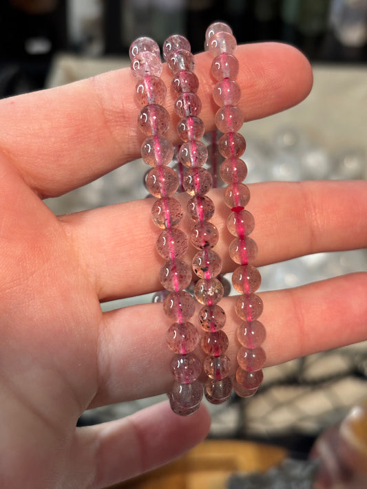 Strawberry Quartz -  Bracelet 6 mm