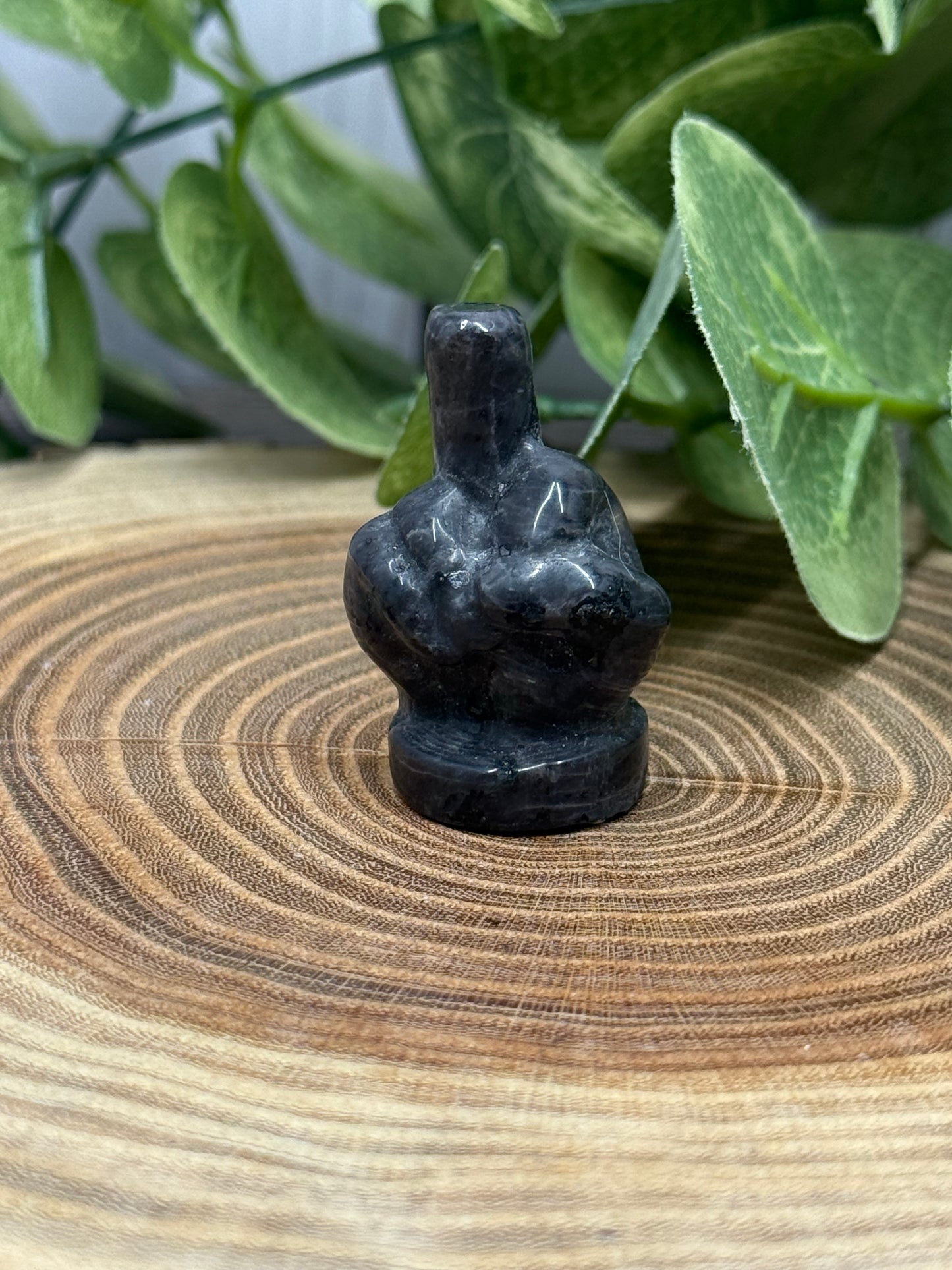Middle Finger Up - Carving