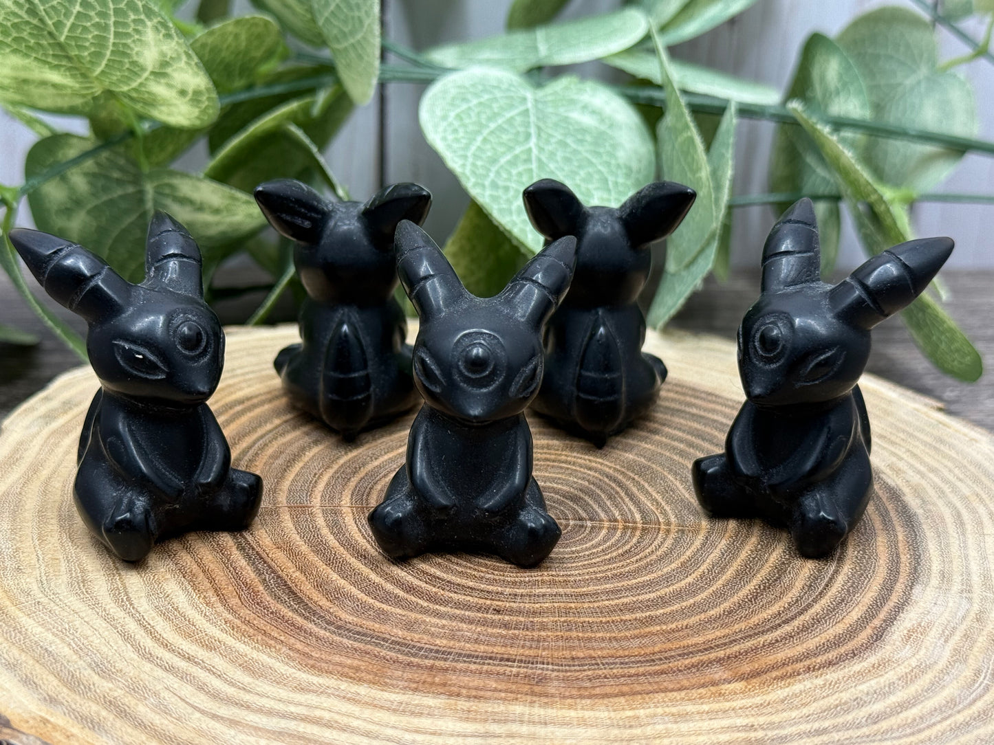 Umbreon Pokemon Carving - Obsidian