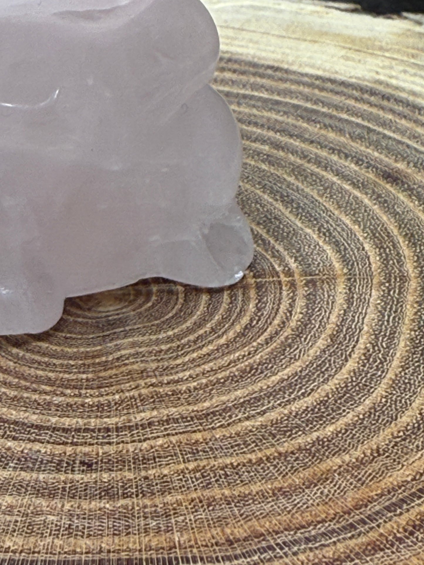 Misfit Chipmunk Rose Quartz - chipped foot