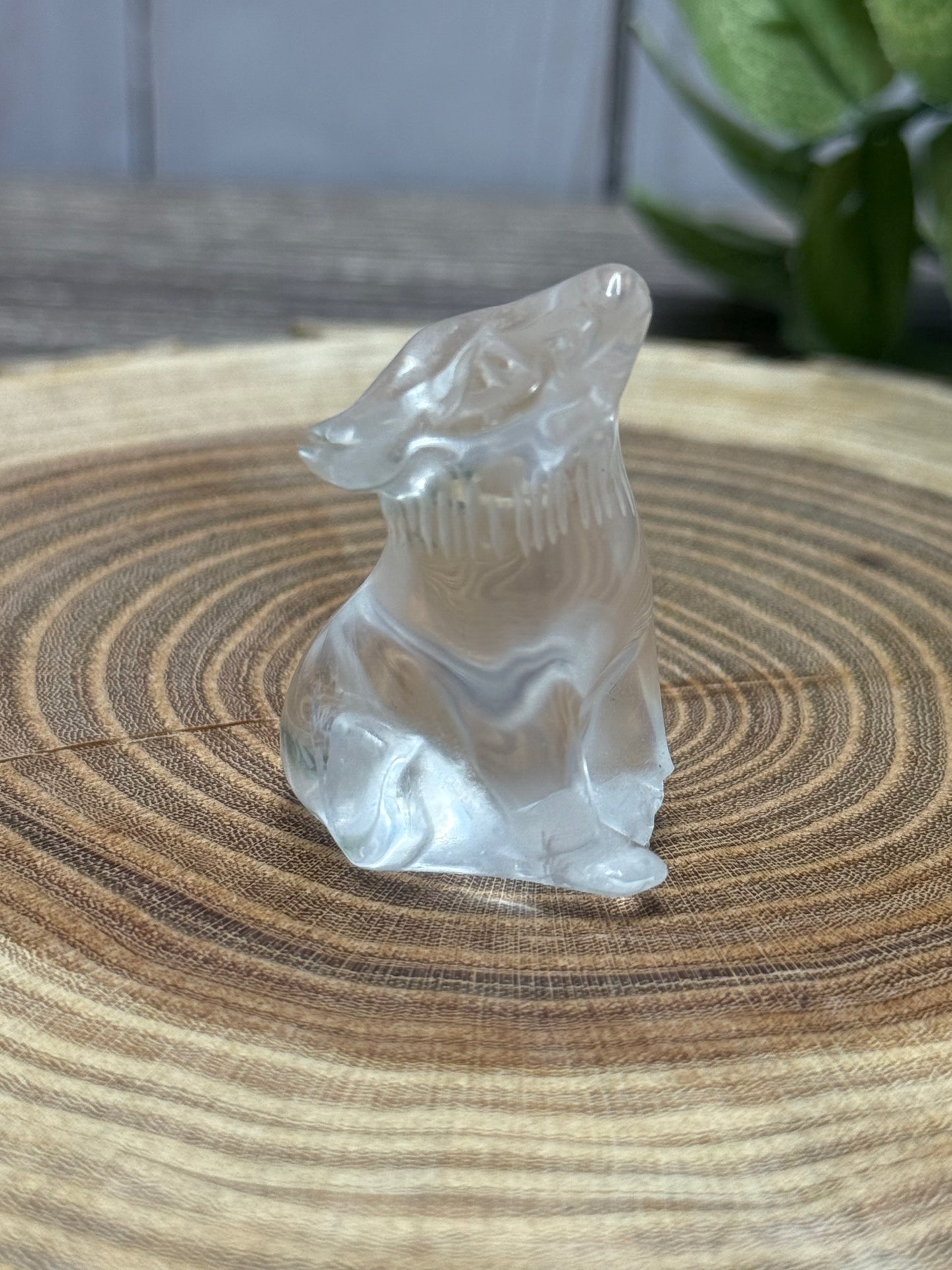 Misfit Clear Quartz Wolf - broken foot