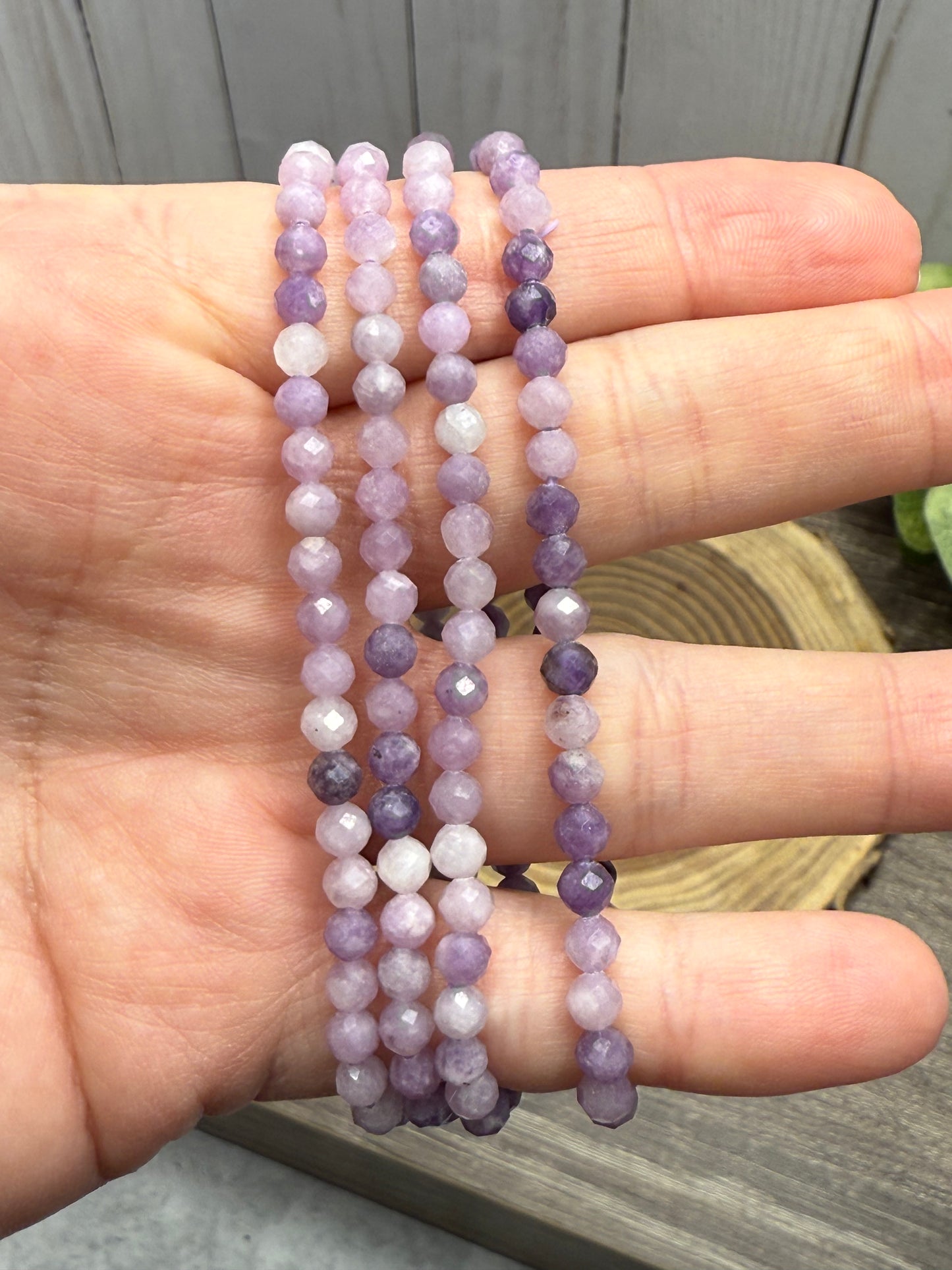 Lepidolite - Faceted Bracelet 4 mm