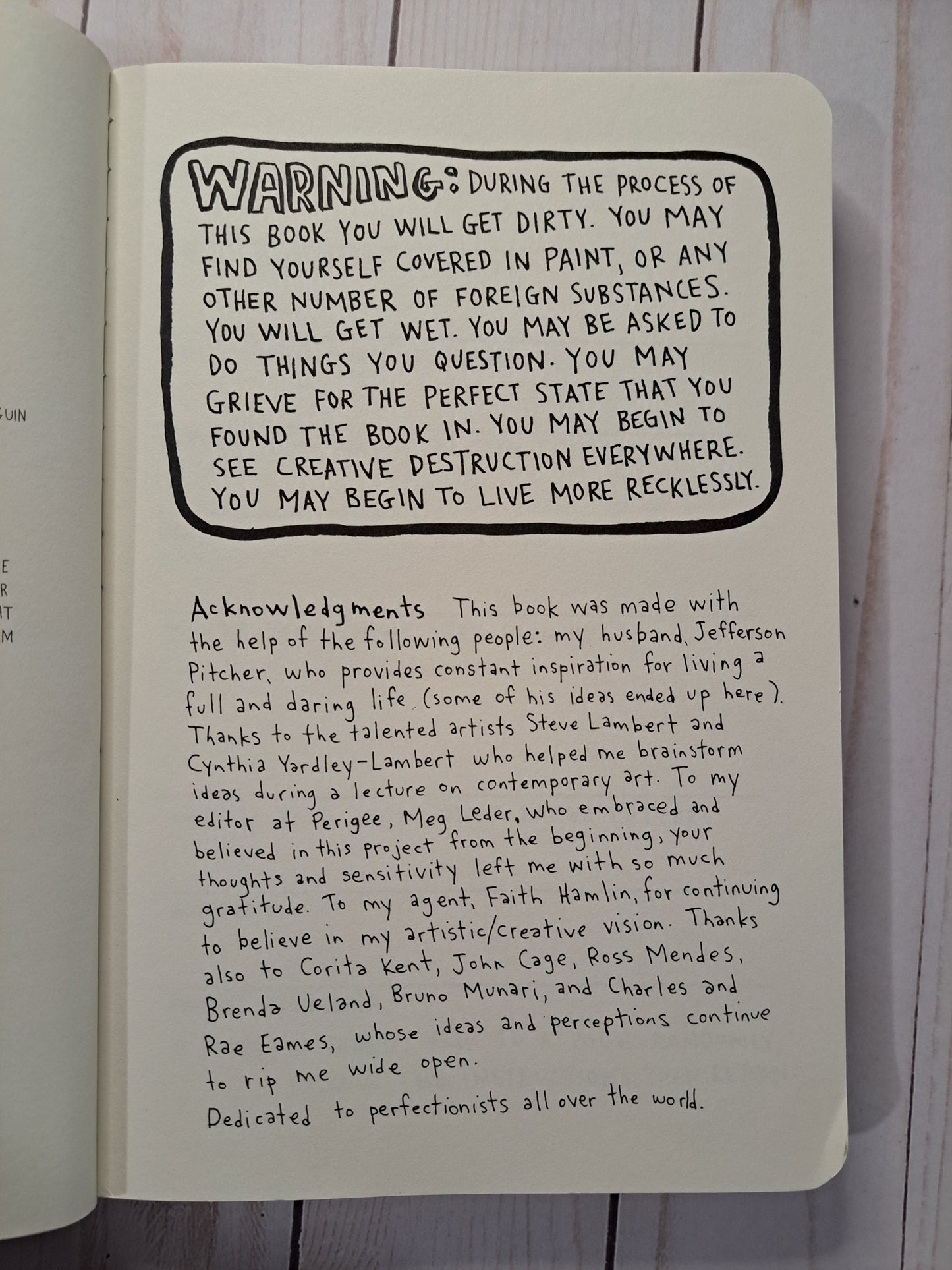 Wreck This Journal - Red Expanded Edition