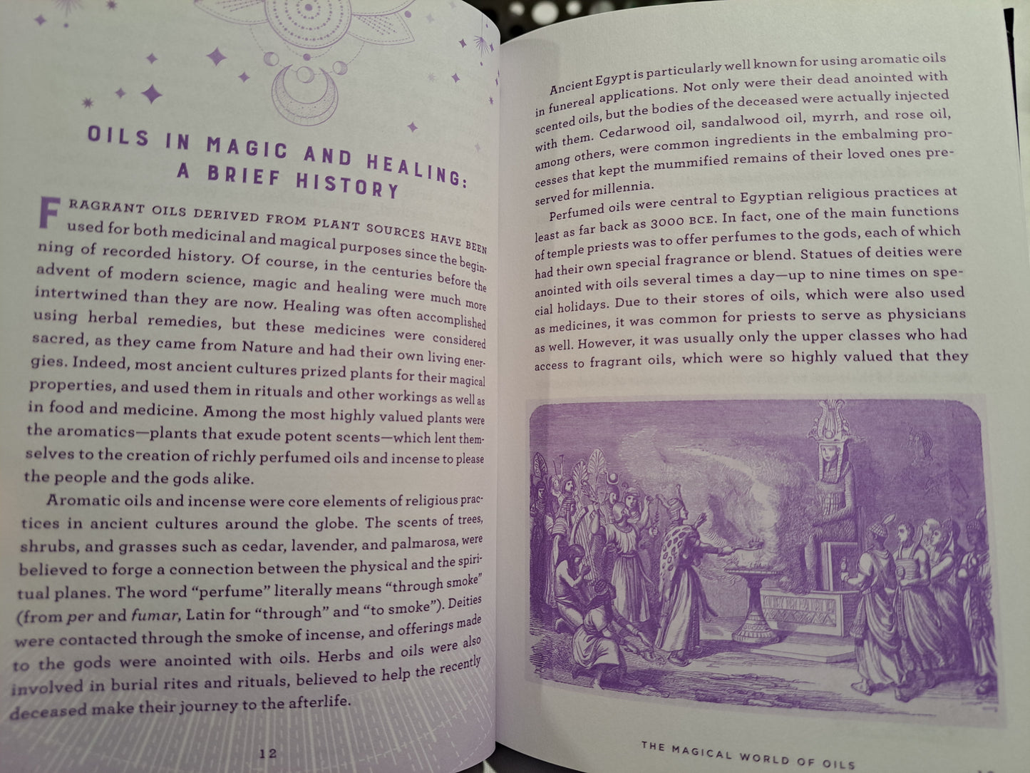 Wicca Essential Oils Magic: A Beginner's Guide to Working with Magical Oils with Simple Recipes & Spells (Hardcover)