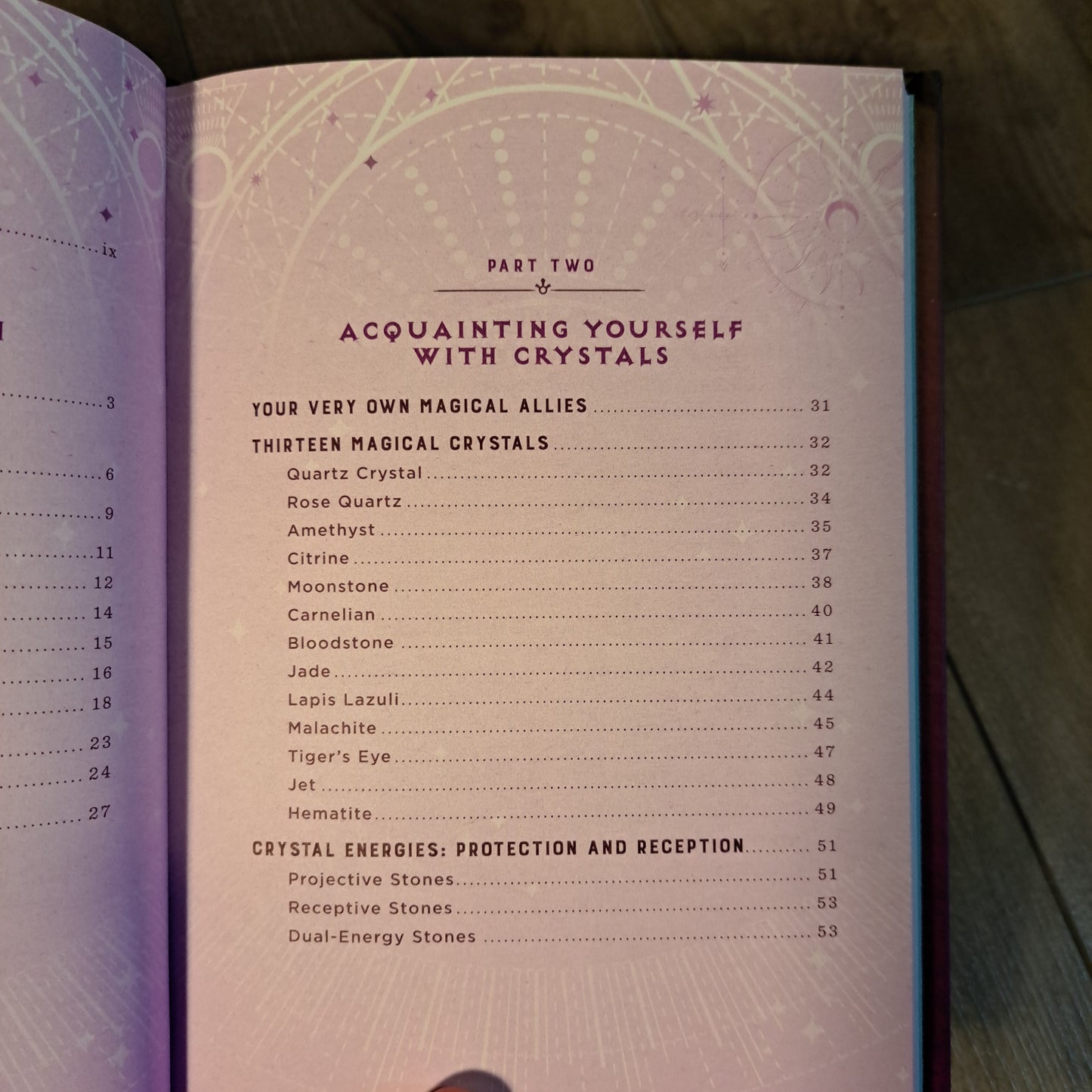 Wicca Crystal Magic: A Beginner's Guide to Crystal Spellcraft (The Mystic Library, Volume 4)
