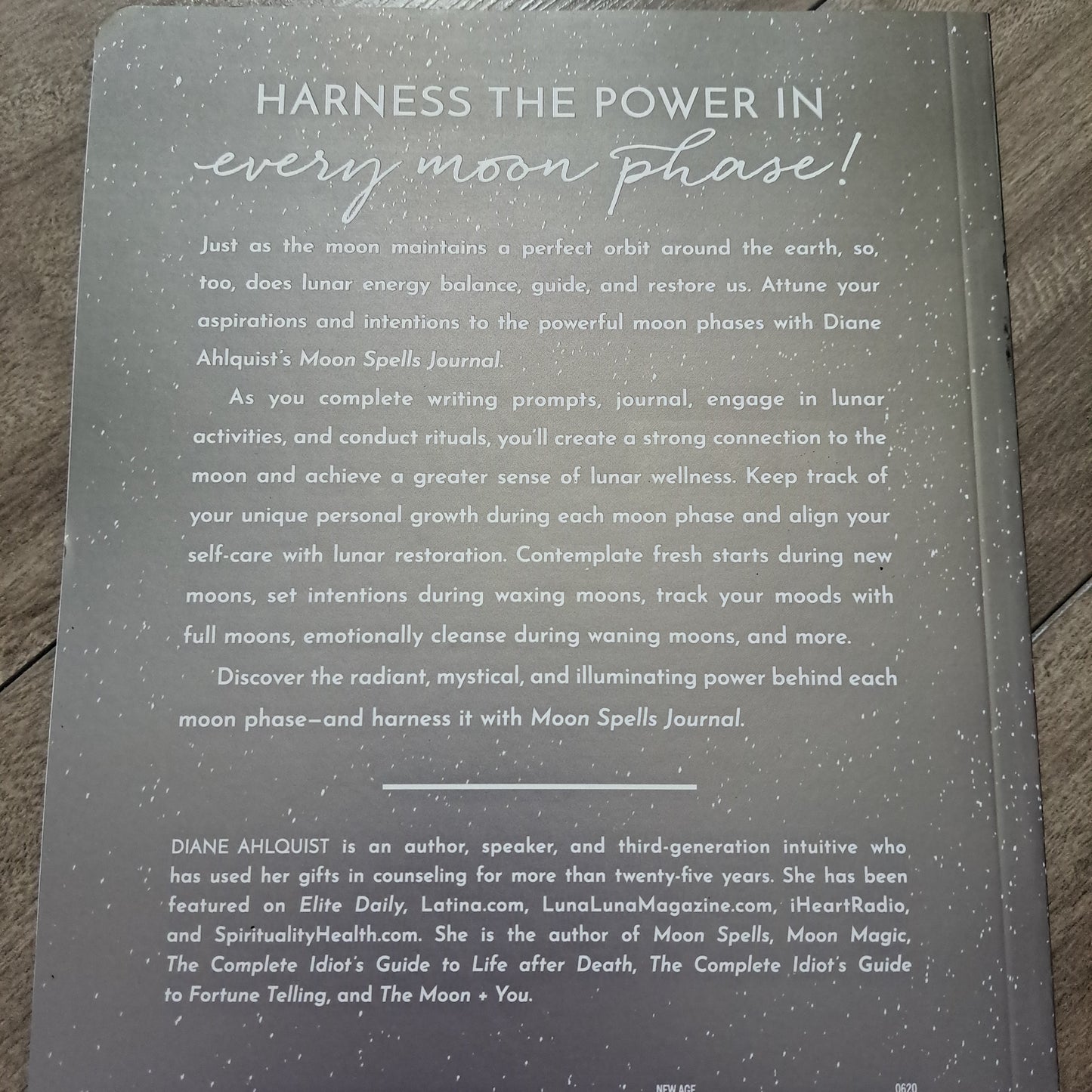 Moon Spells Journal: Guided Rituals, Reflections, and Meditations