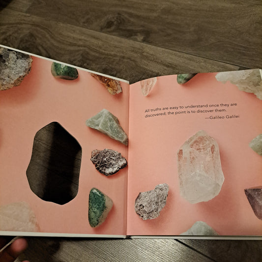 Crystal Zodiac: An Astrological Guide to Enhancing Your Life with Crystals