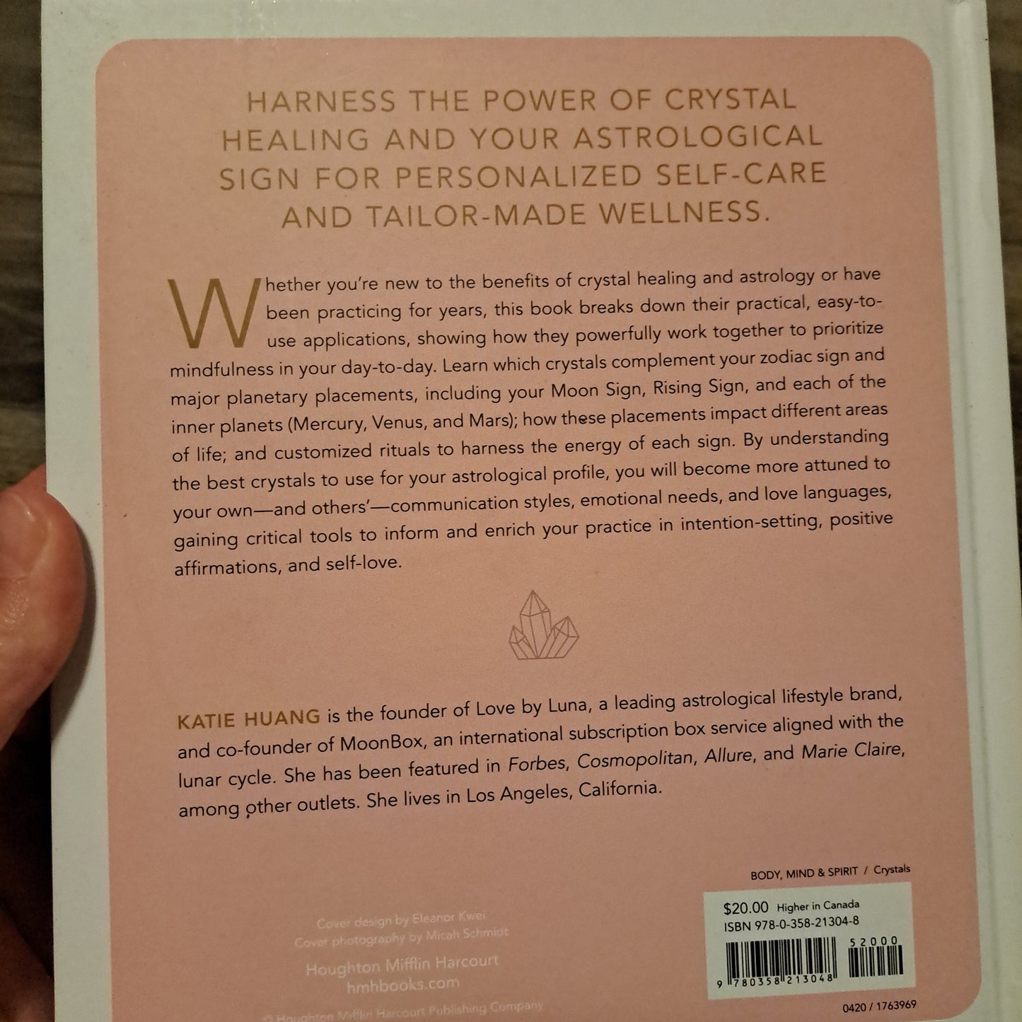 Crystal Zodiac: An Astrological Guide to Enhancing Your Life with Crystals