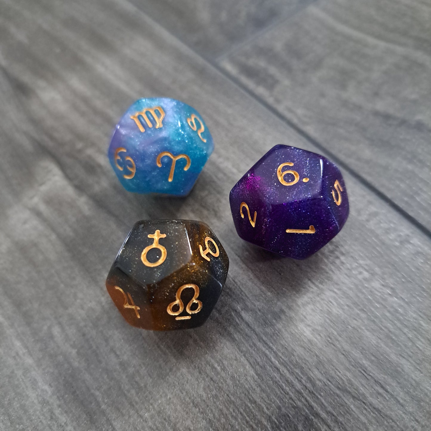 Astrological Dice 12-Sided Polyhedral Dice Astrology Tarot Card Constellation Divination Zodiac Dice Set