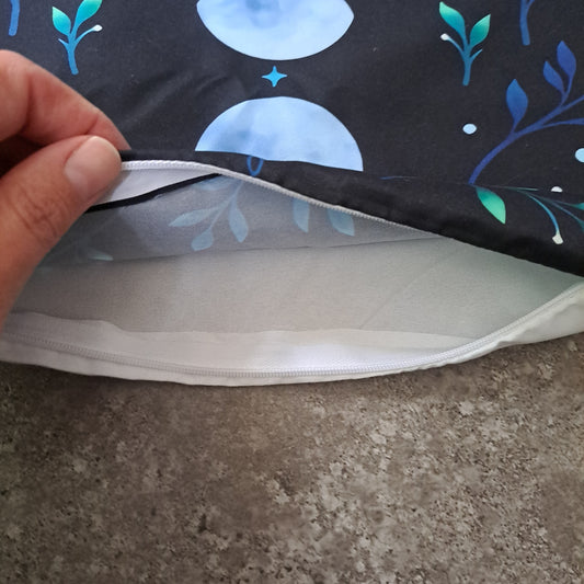 Moon Pillow Case (Blue)