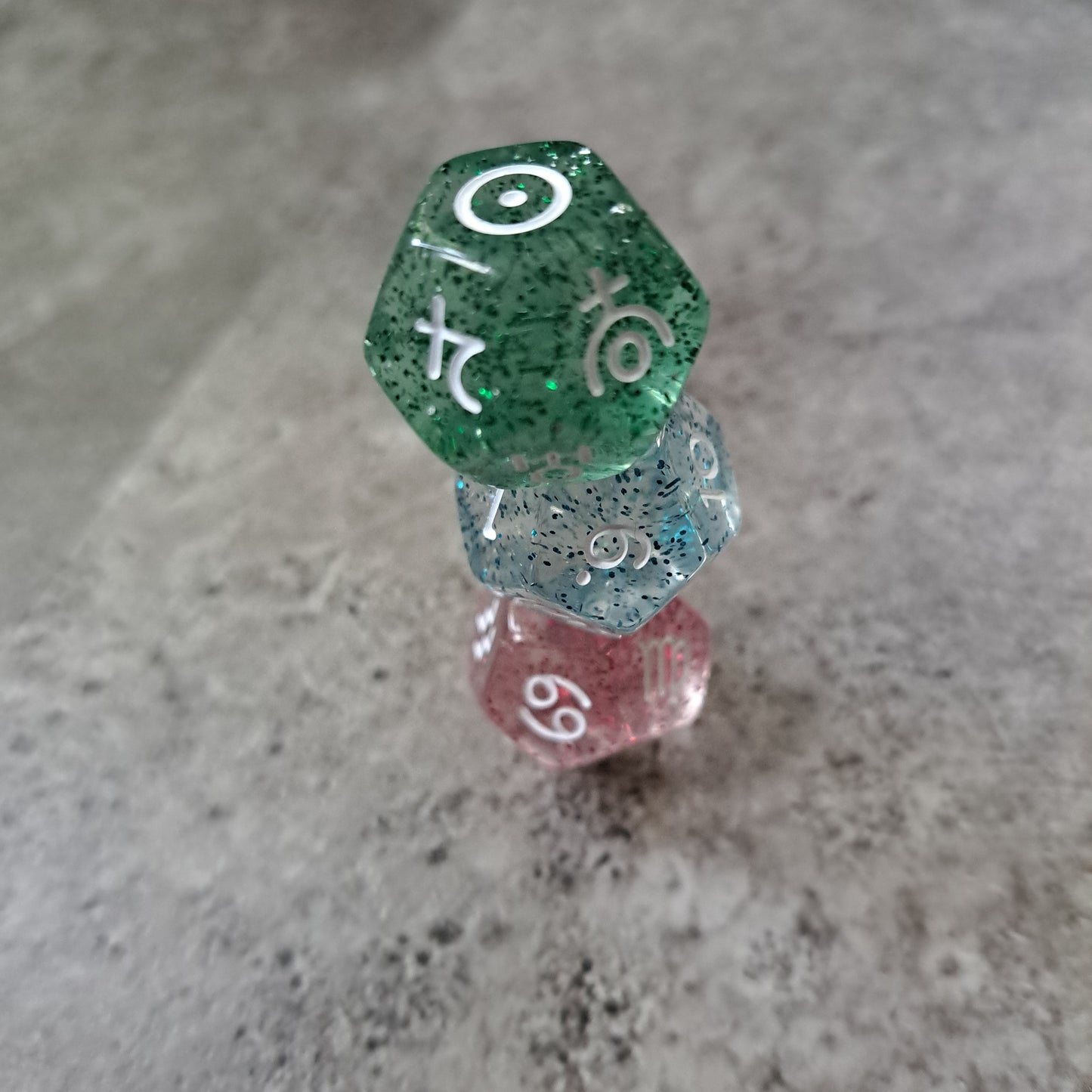 Astrological Dice 12-Sided Polyhedral Dice Astrology Tarot Card Constellation Divination Zodiac Dice Set