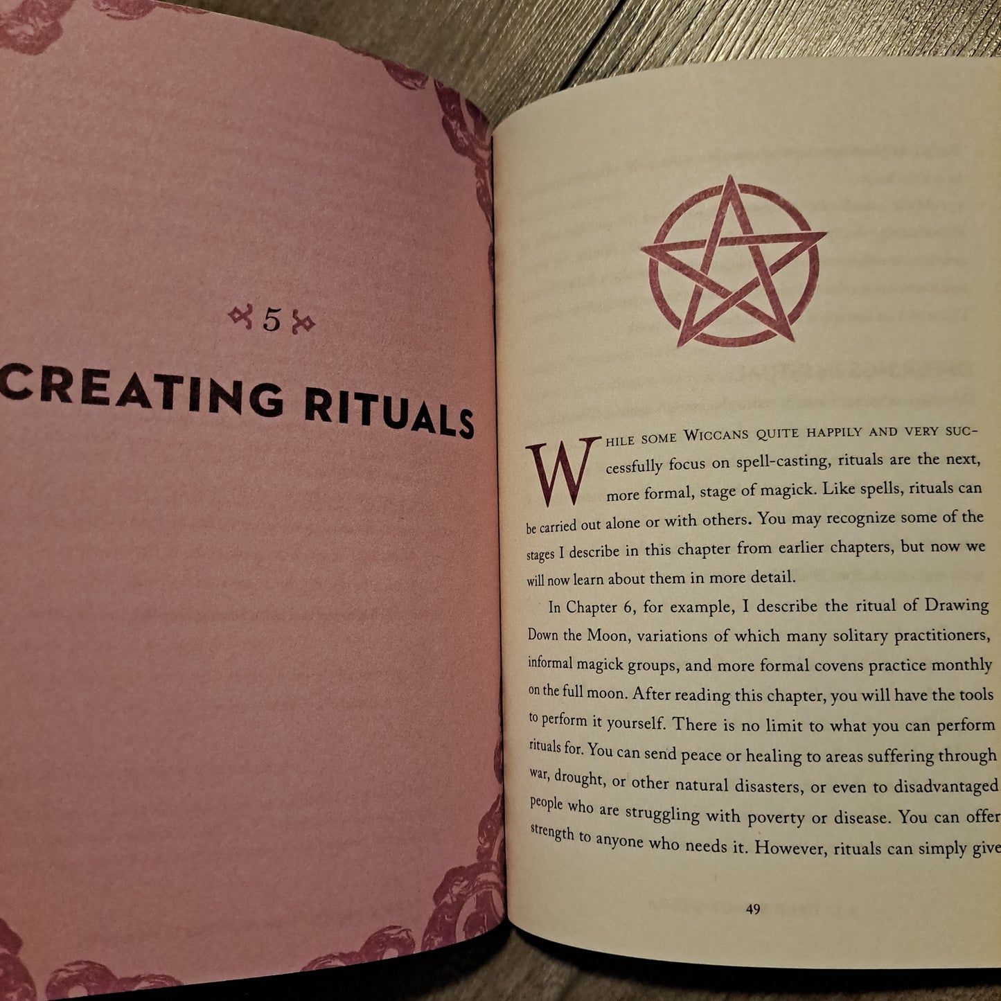 A Little Bit of Wicca: An Introduction to Witchcraft (Little Bit Series)