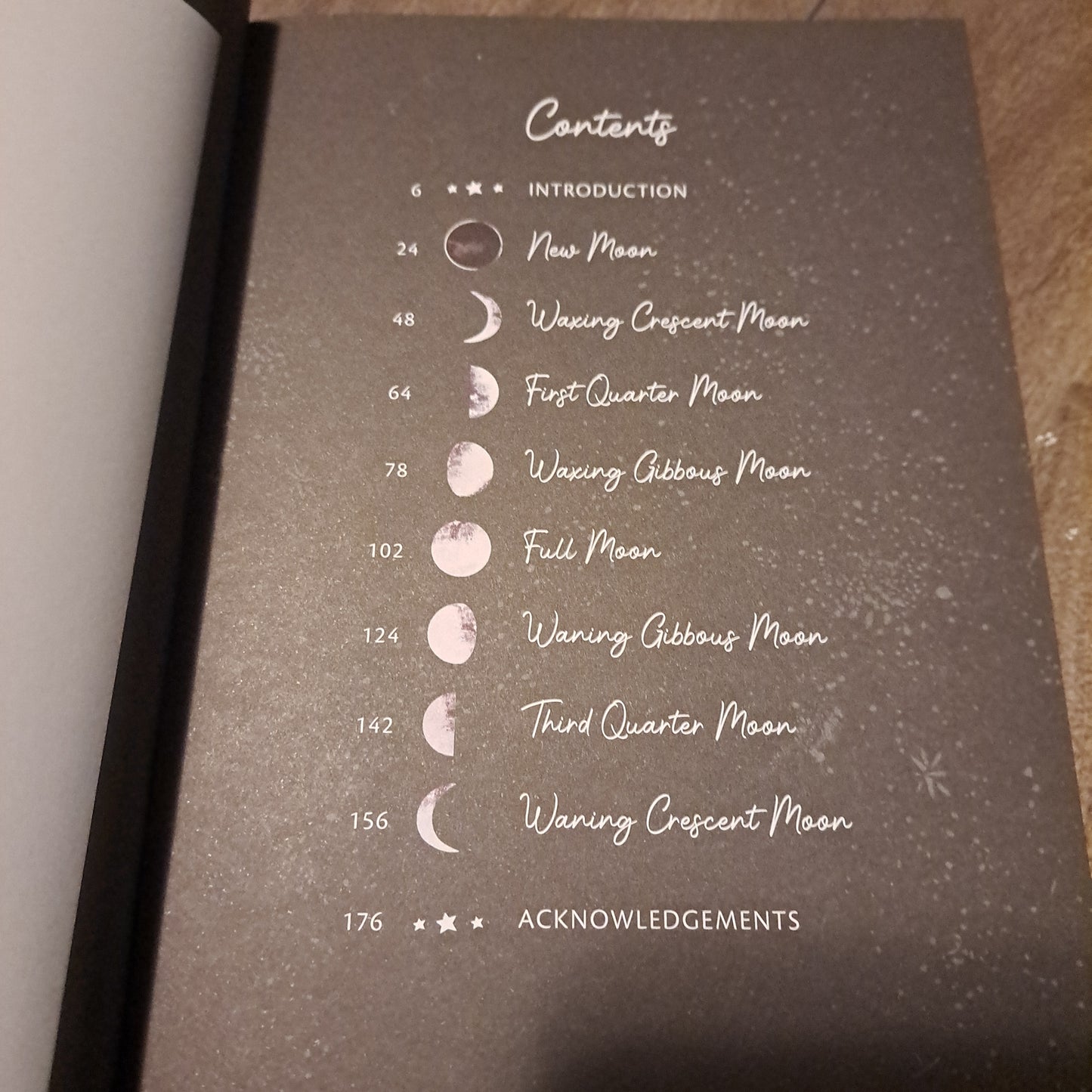 Cosmic Flow - Interactive Journal