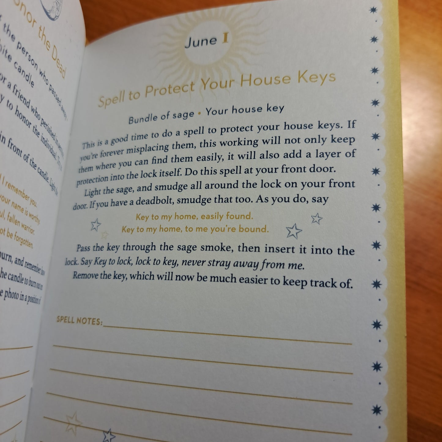 The Daily Spell Journal: A Diary of Enchantments for Every Day of the ...