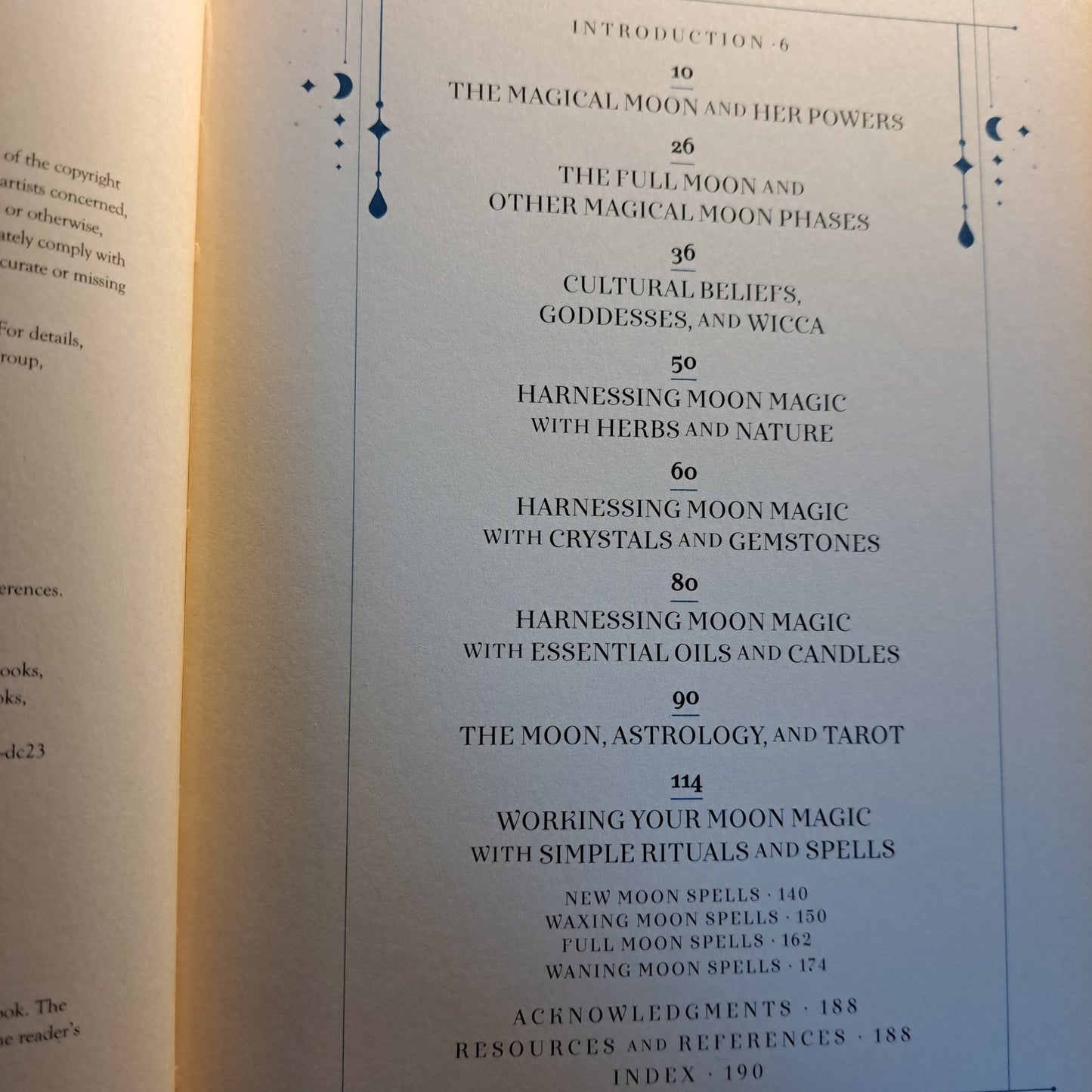 Moon Magic (Mystical Handbook)