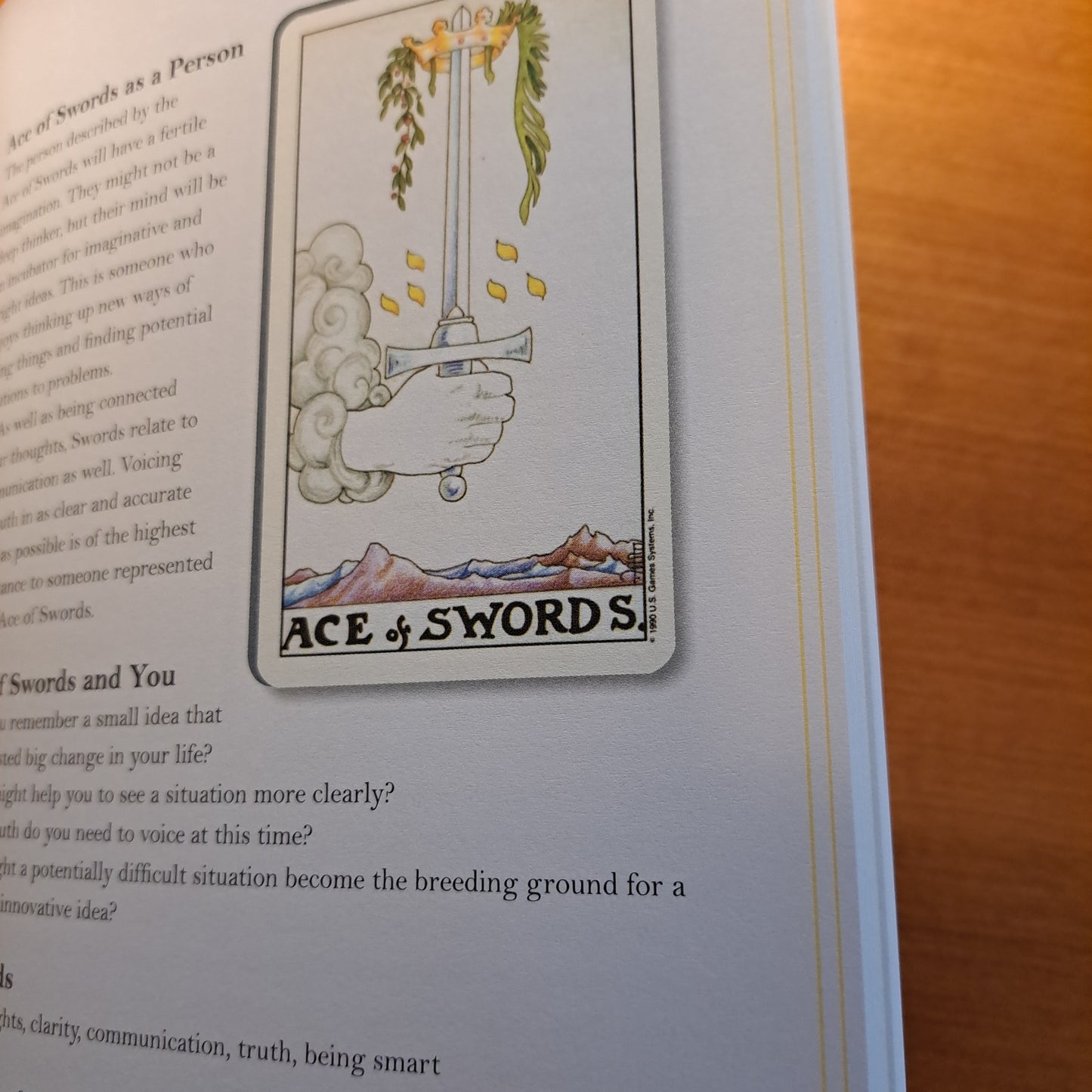 In Focus Tarot: Your Personal Guide