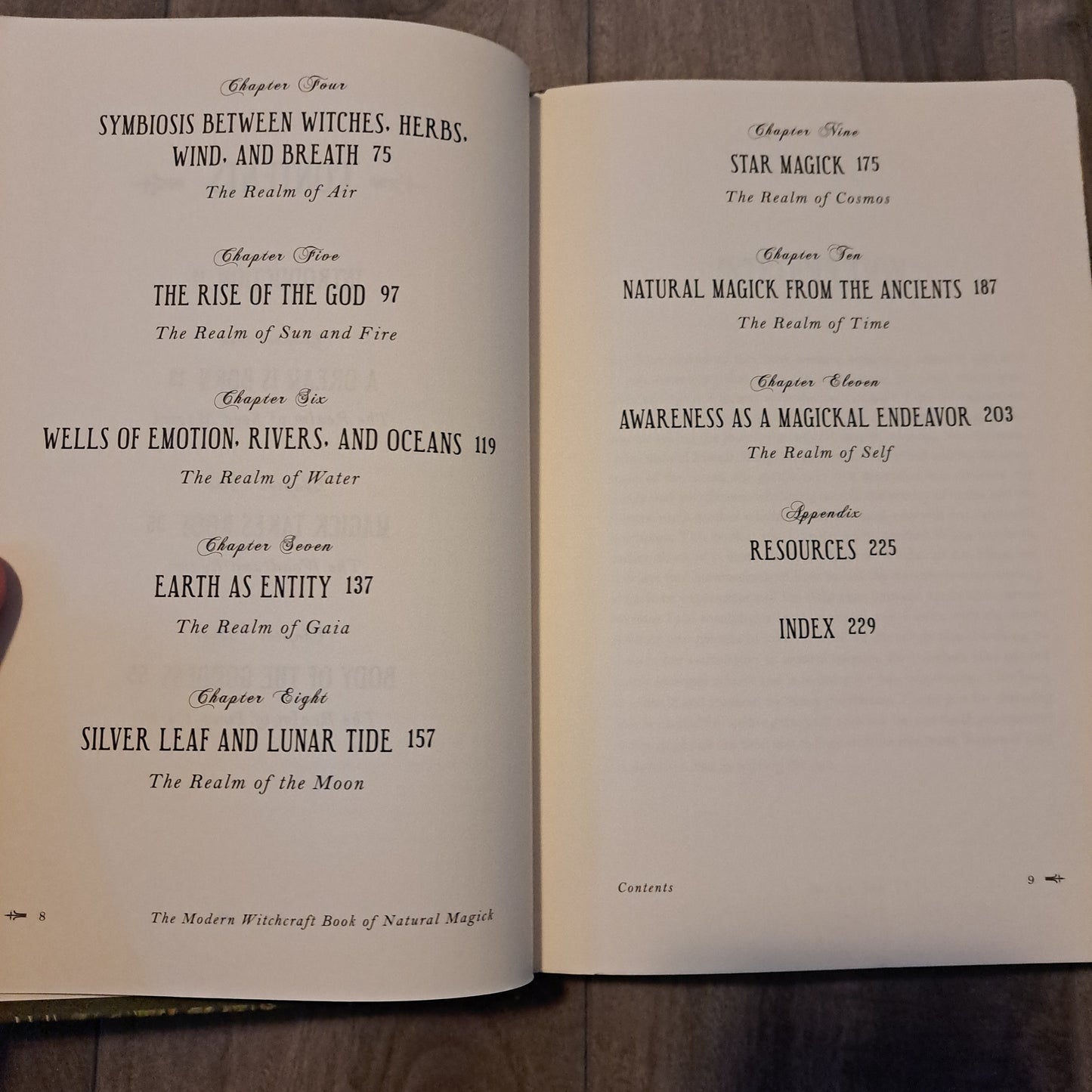 The Modern Witchcraft Book of Natural Magick: Your Guide to Crafting Charms, Rituals, and Spells from the Natural World