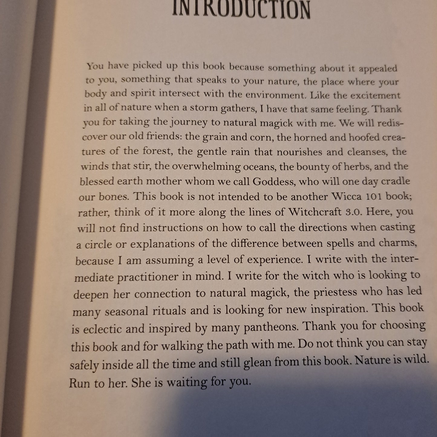 The Modern Witchcraft Book of Natural Magick: Your Guide to Crafting Charms, Rituals, and Spells from the Natural World