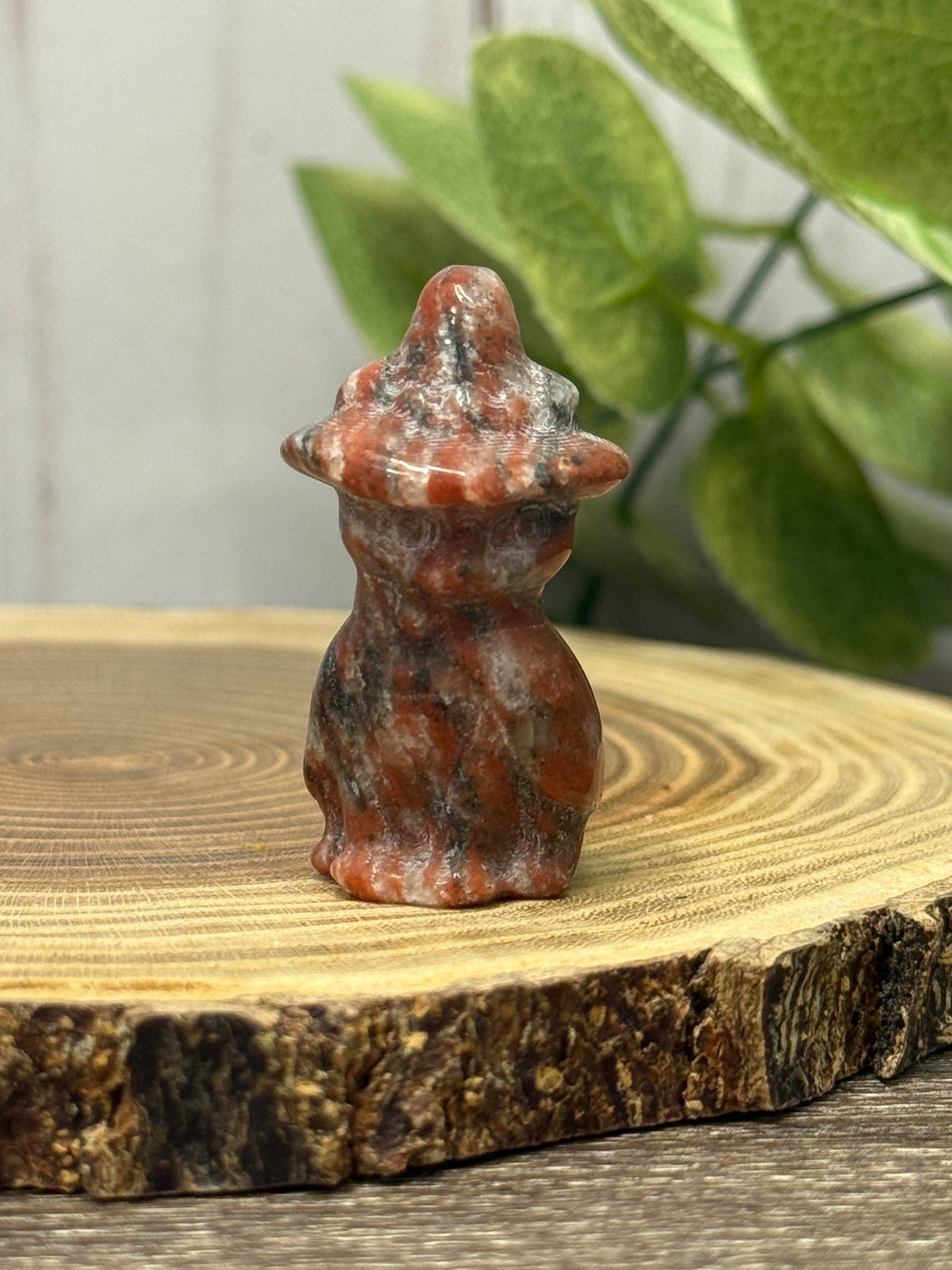 Crystal Cats with Hats Carvings