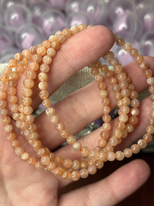 Peach Moonstone - Bracelet 4 mm