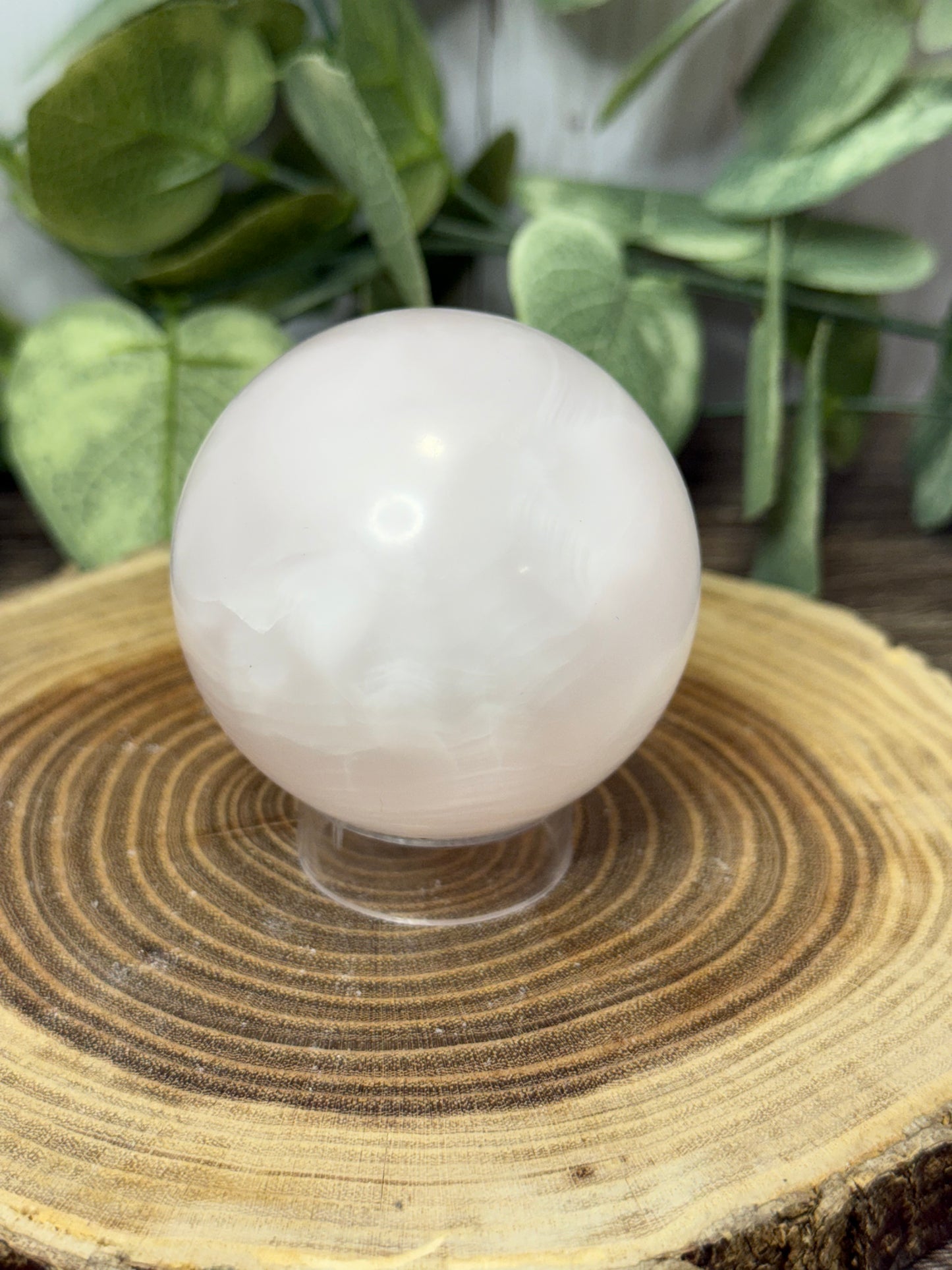 Mangano Calcite Sphere
