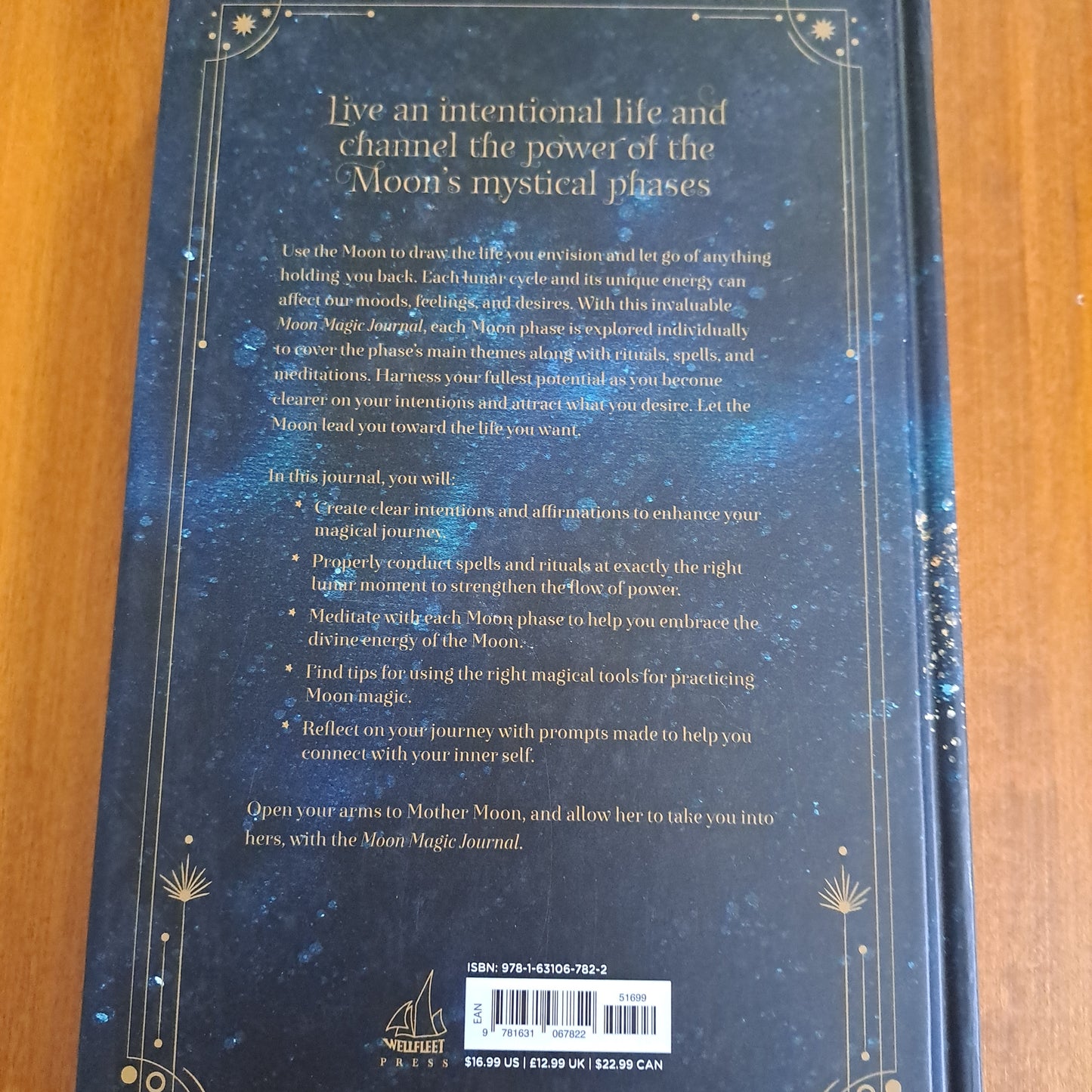 Moon Magic Journal: Harness the Power of the Lunar Cycles With Guided Rituals, Spells, and Meditations (Mystical Handbook, Bk. 8)