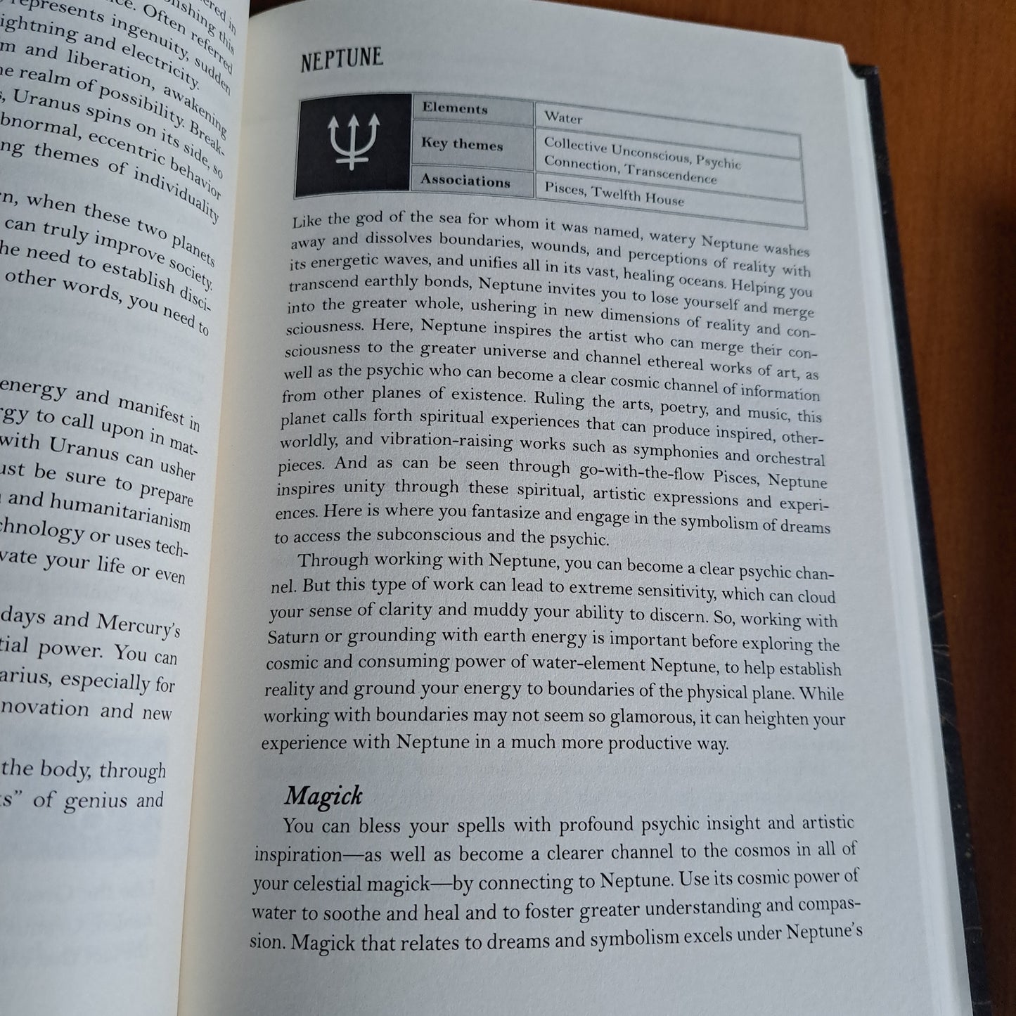 The Modern Witchcraft Book of Astrology: Your Complete Guide to Empowering Your Magick with the Energy of the Planets (Modern Witchcraft)