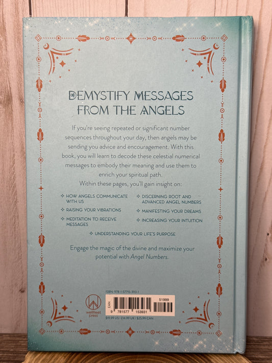Angel Numbers: An Enchanting Meditation Book of Spirit Guides and Magic