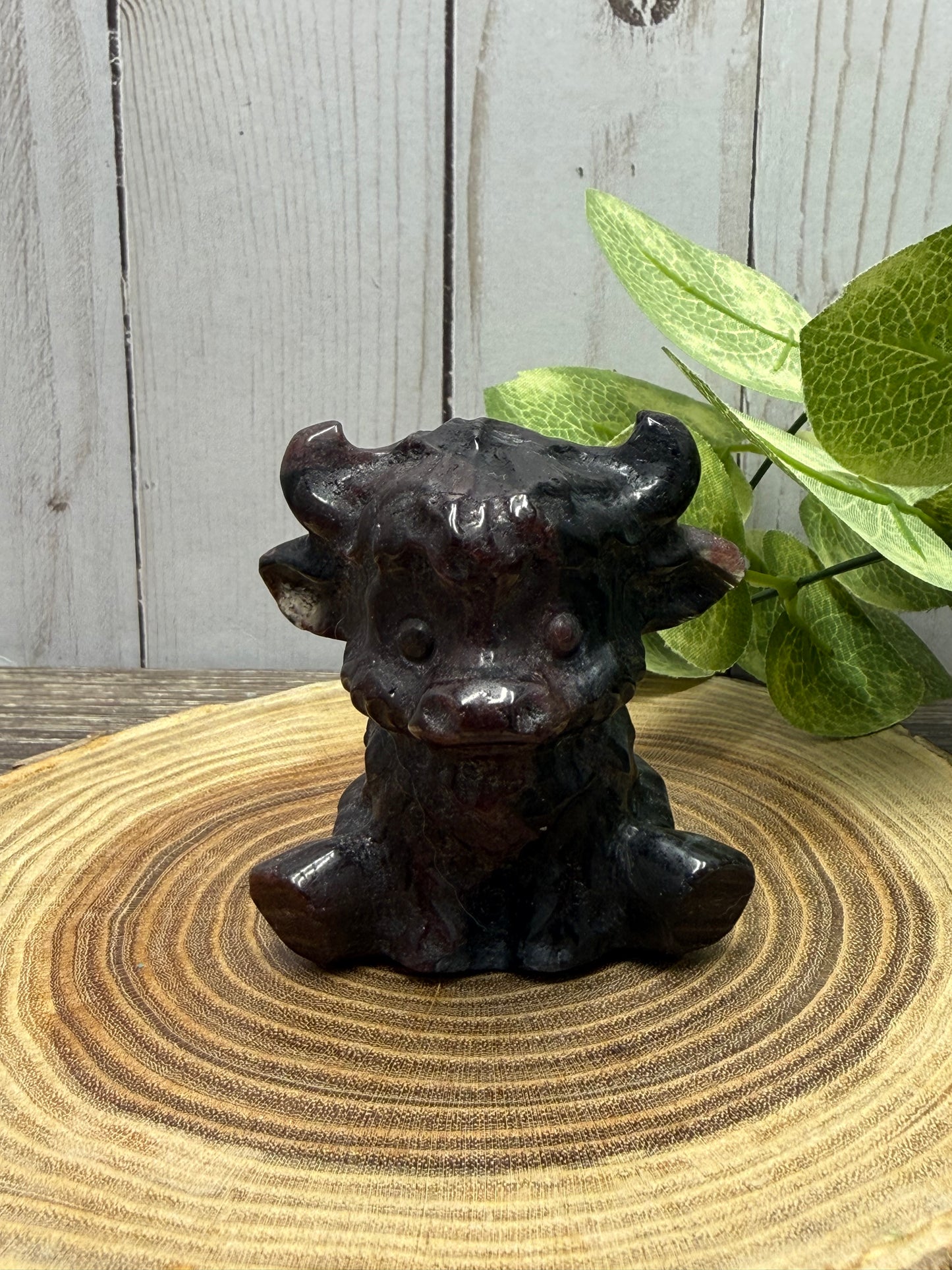 Hyland Cow Carvings - Sitting