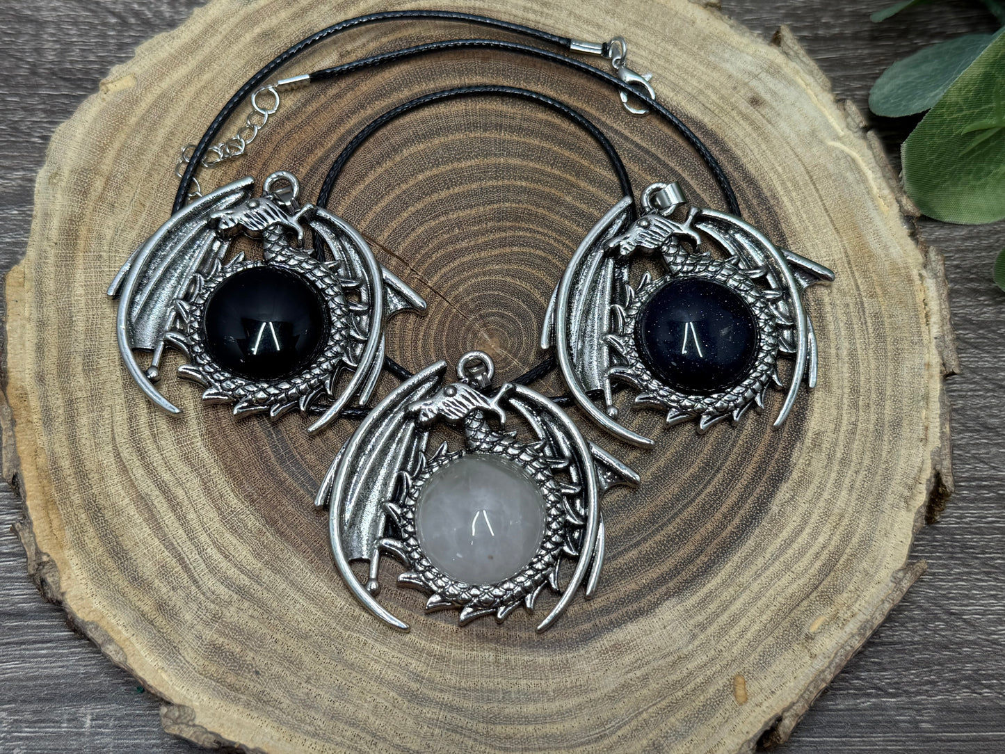 Dragon Round Pendant (Large)