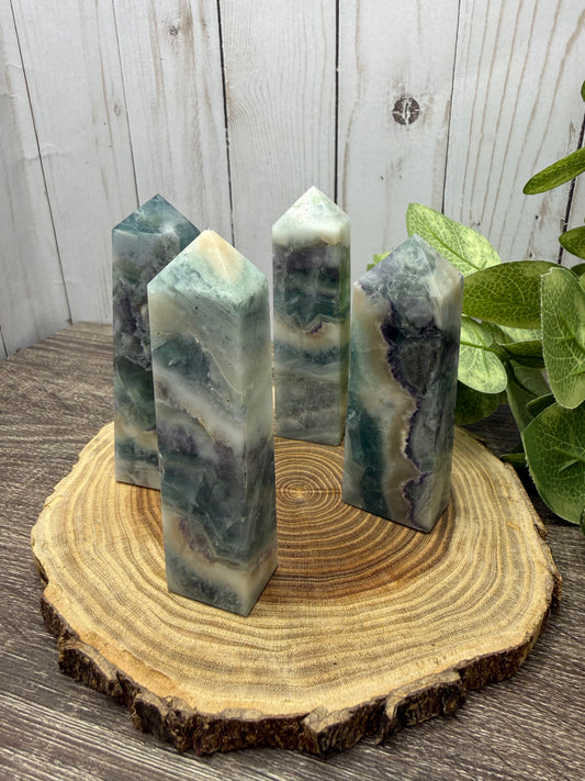 Fluorite Tower (green with a bit of purple, square style)